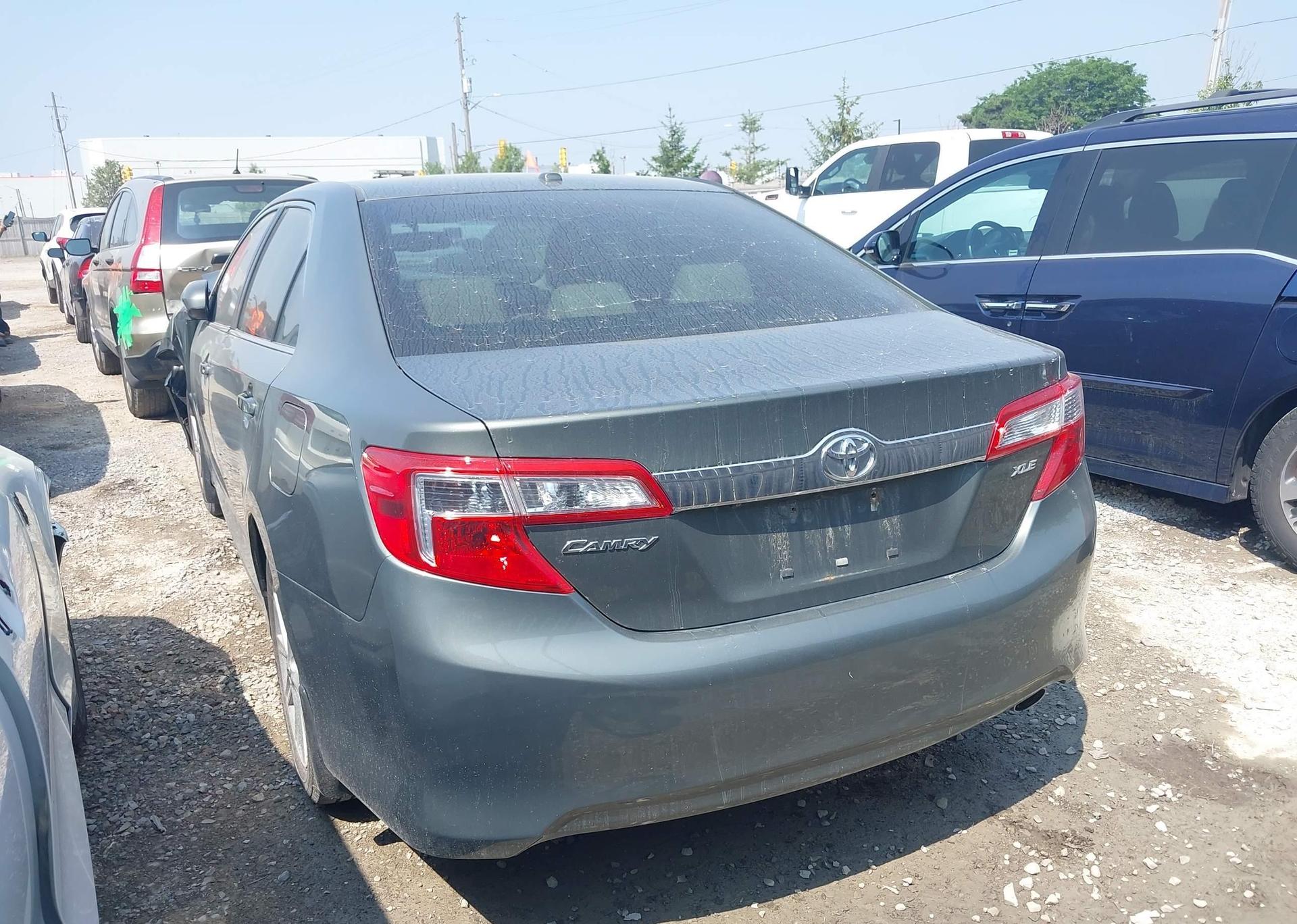 2013 TOYOTA CAMRY