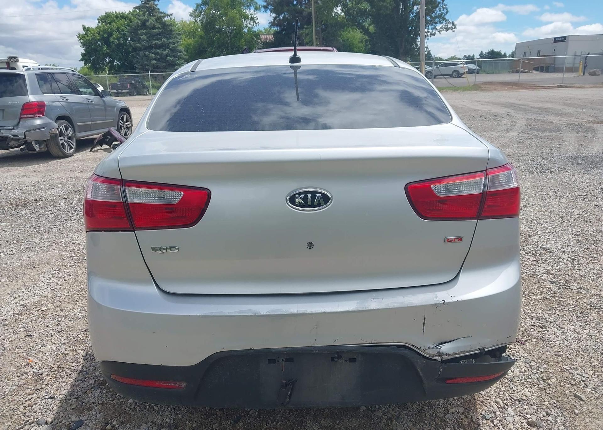 2013 KIA RIO EX