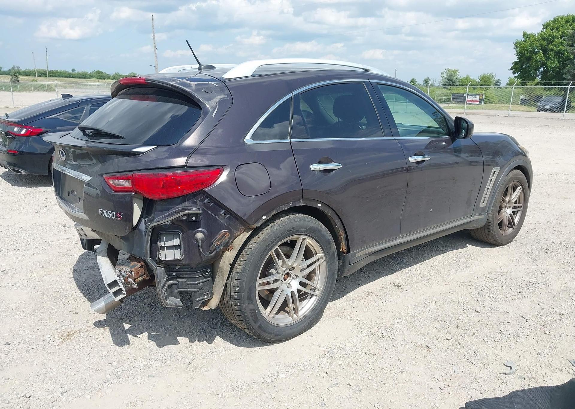 2010 INFINITI FX50
