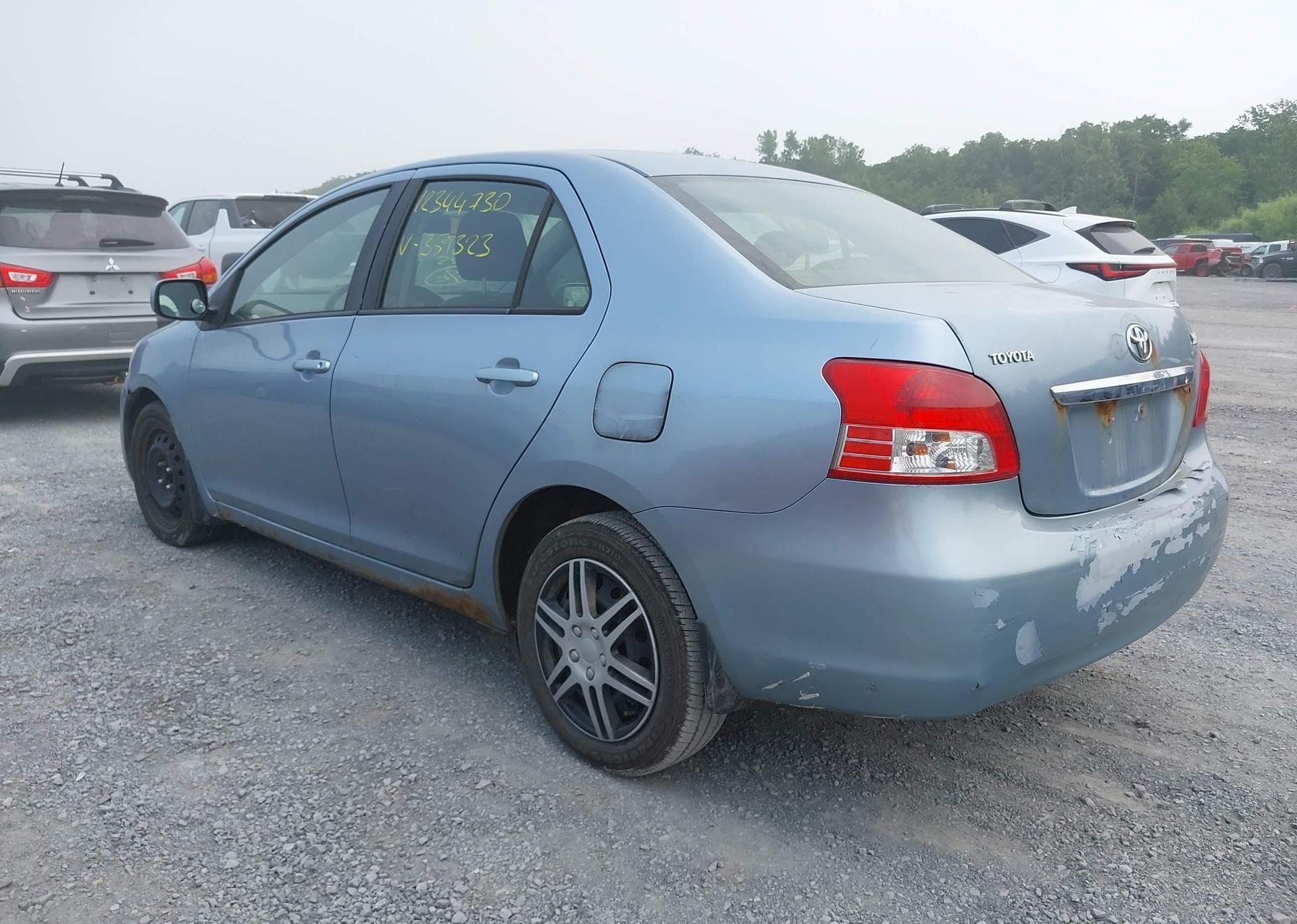 2009 TOYOTA YARIS