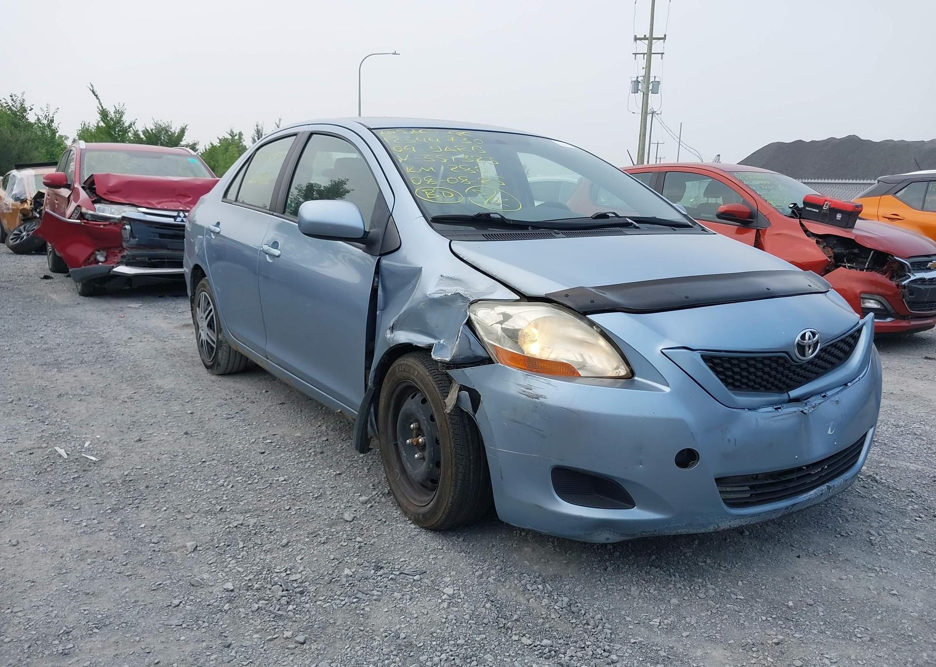2009 TOYOTA YARIS