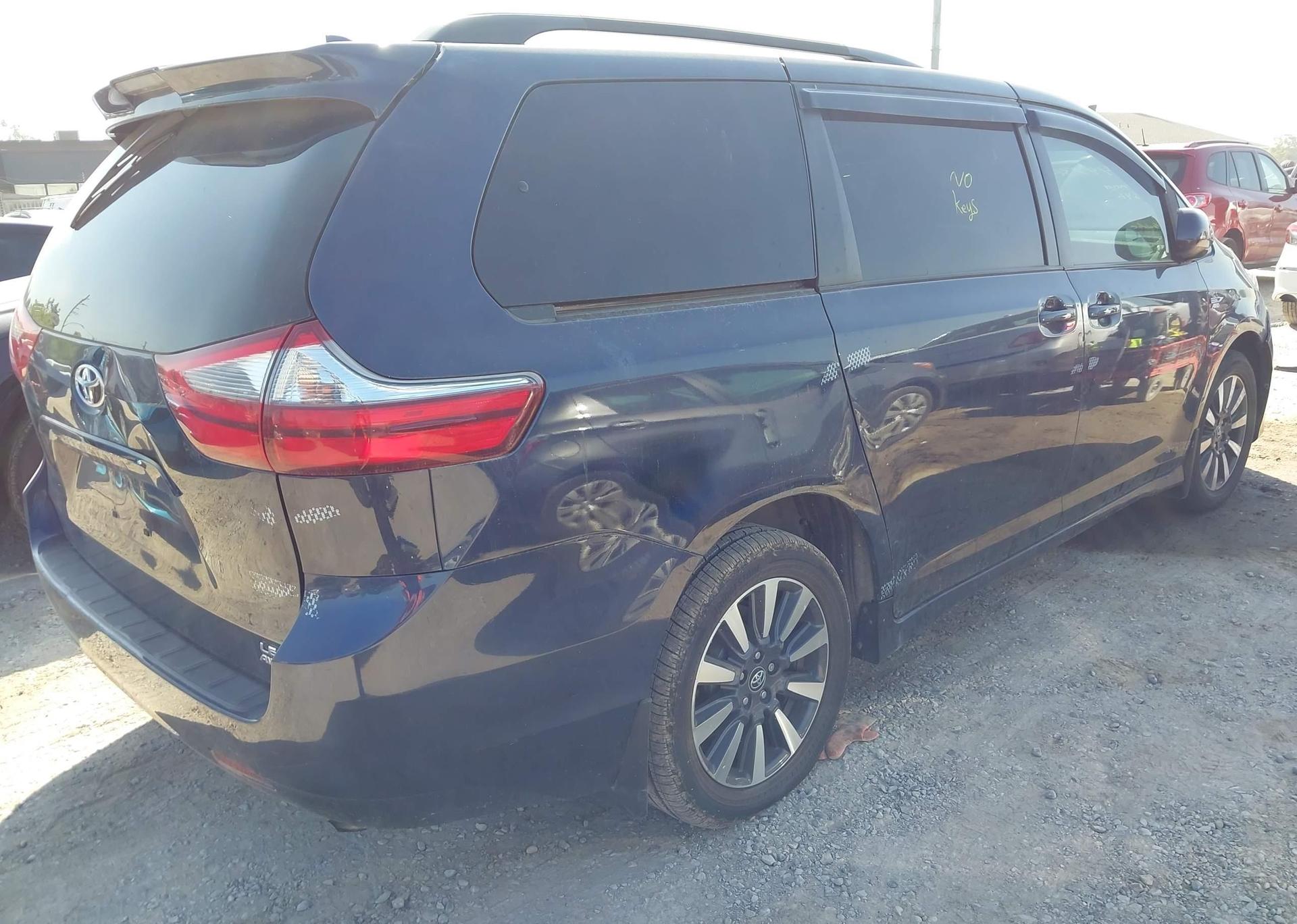 2020 TOYOTA SIENNA