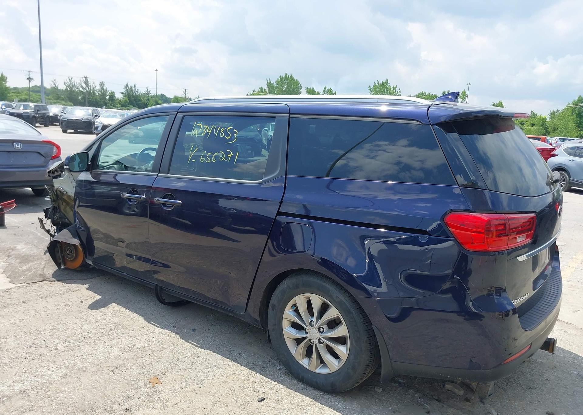 2020 KIA SEDONA