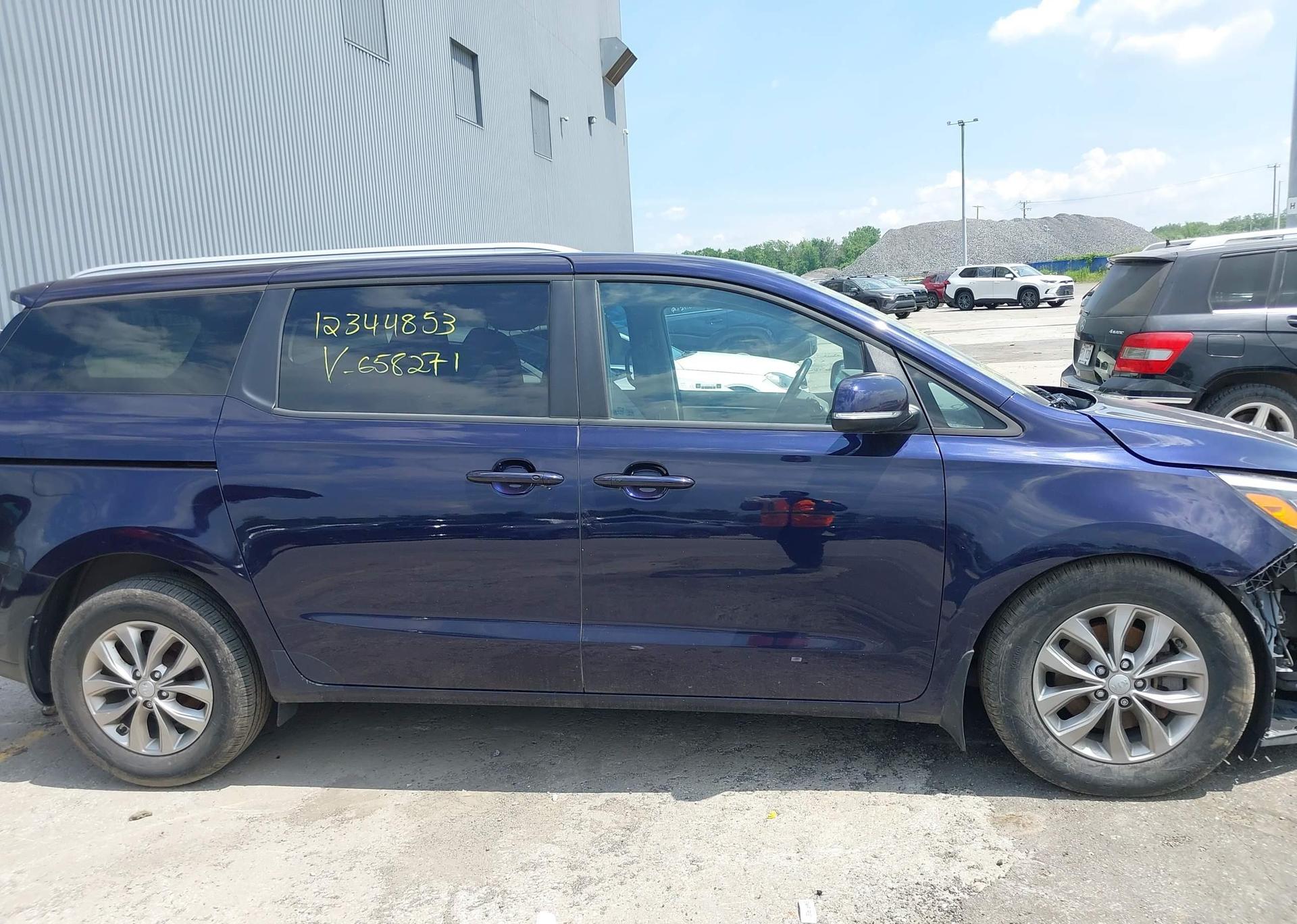 2020 KIA SEDONA