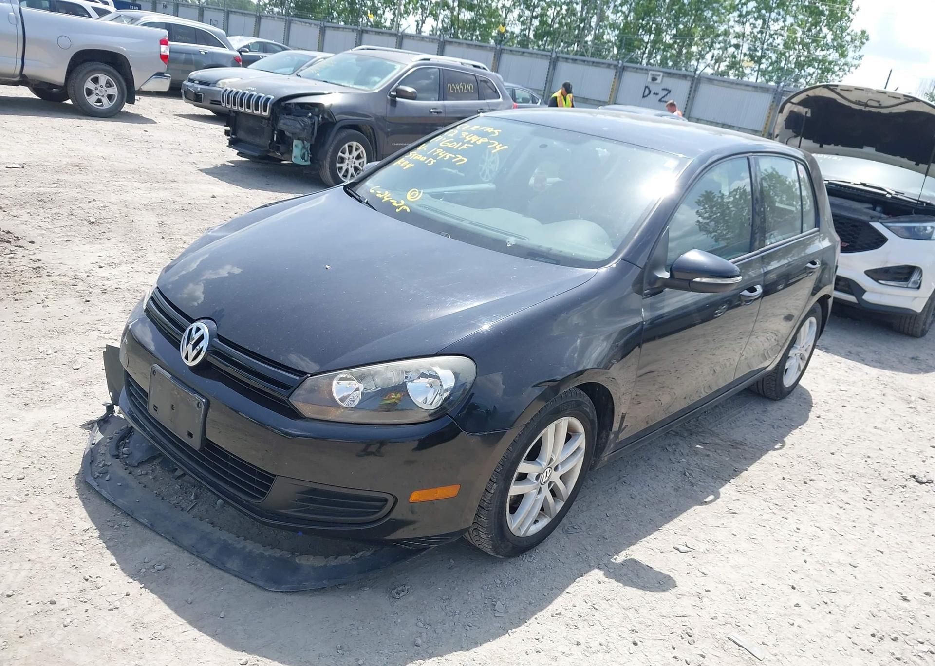 2011 VOLKSWAGEN GOLF