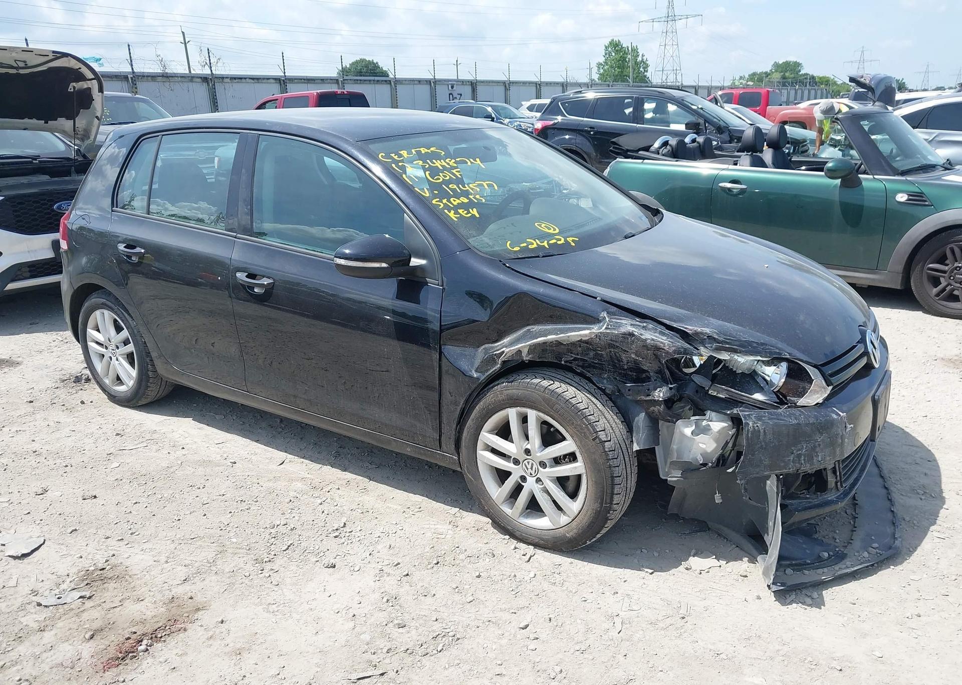 2011 VOLKSWAGEN GOLF