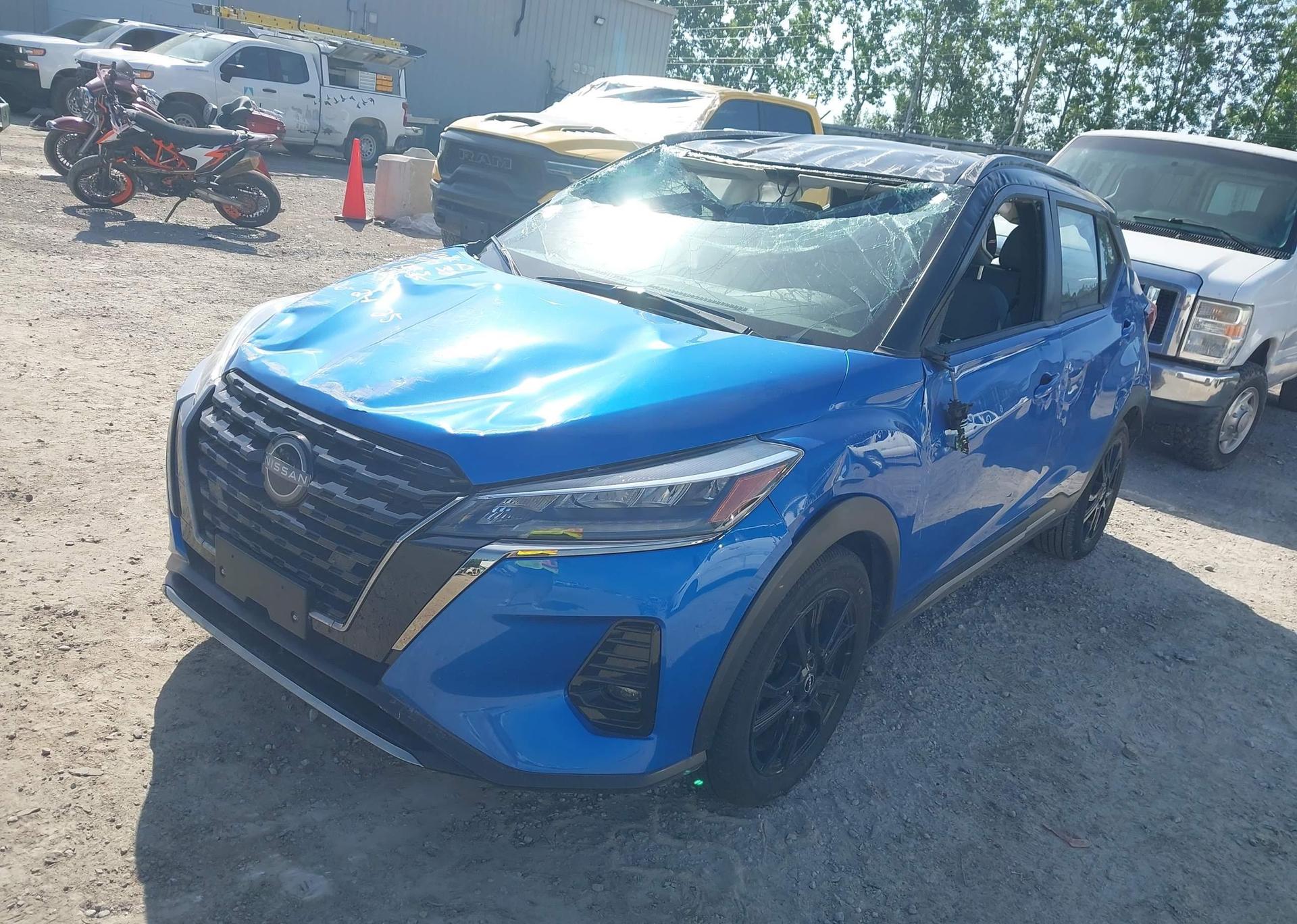 2024 NISSAN KICKS SR