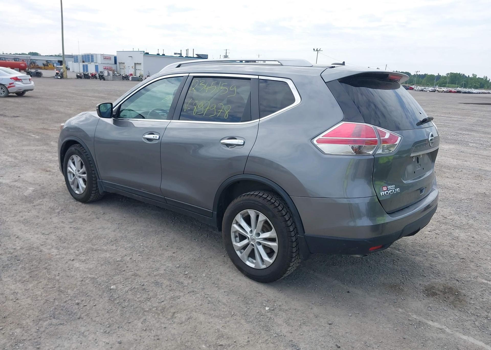 2016 NISSAN ROGUE