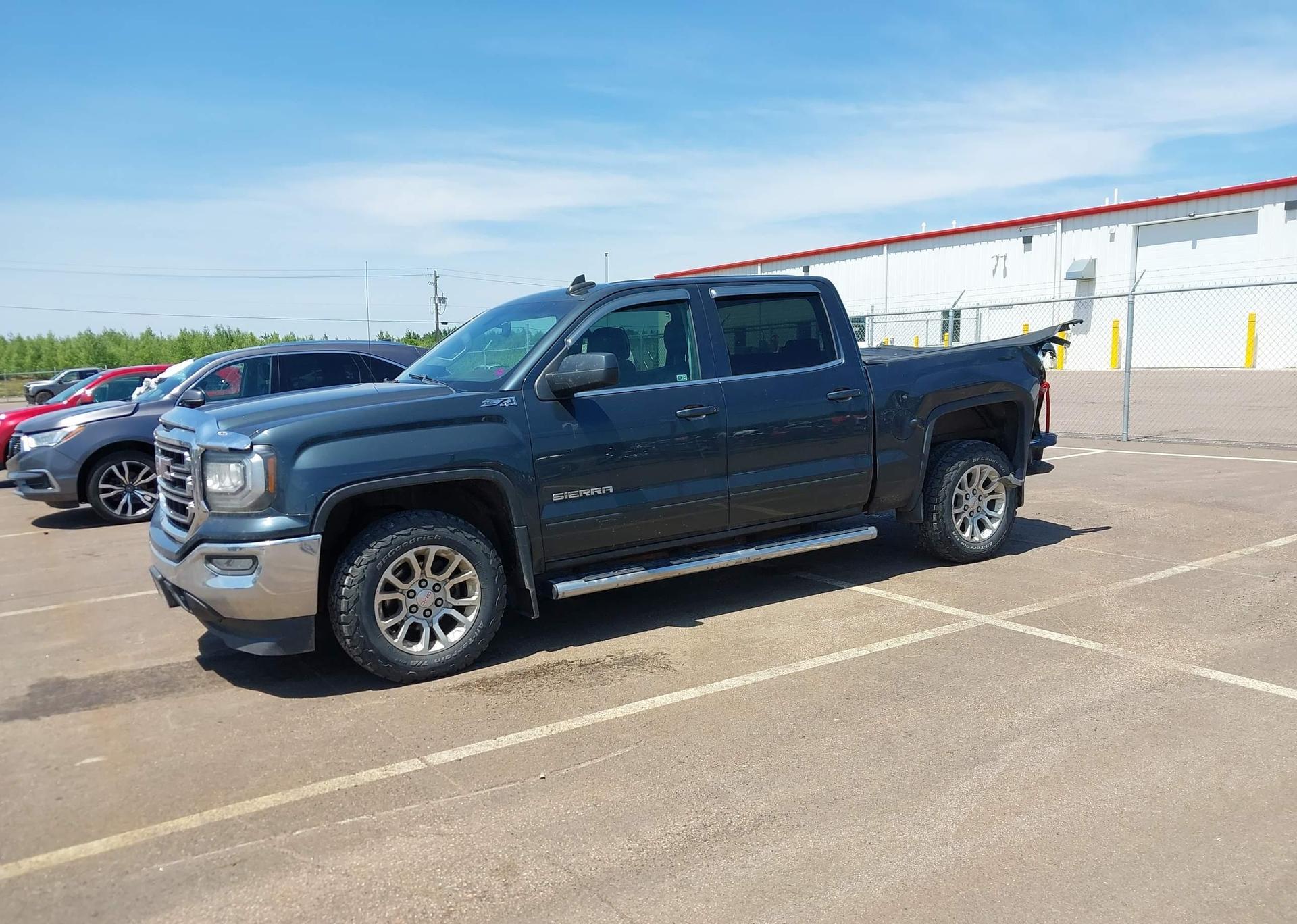 2017 GMC SIERRA K1500 SLE