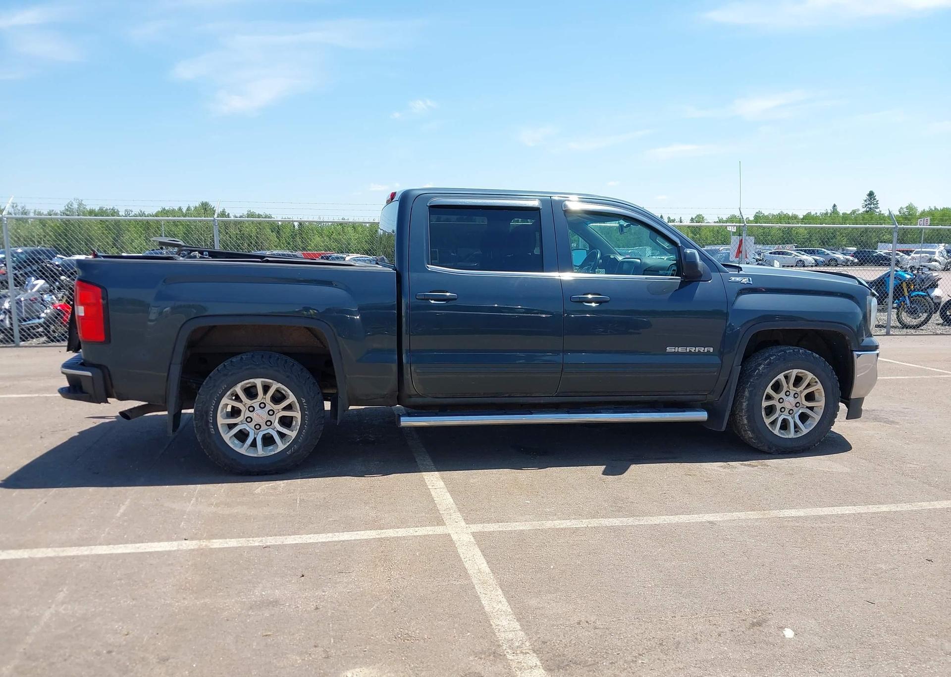 2017 GMC SIERRA K1500 SLE