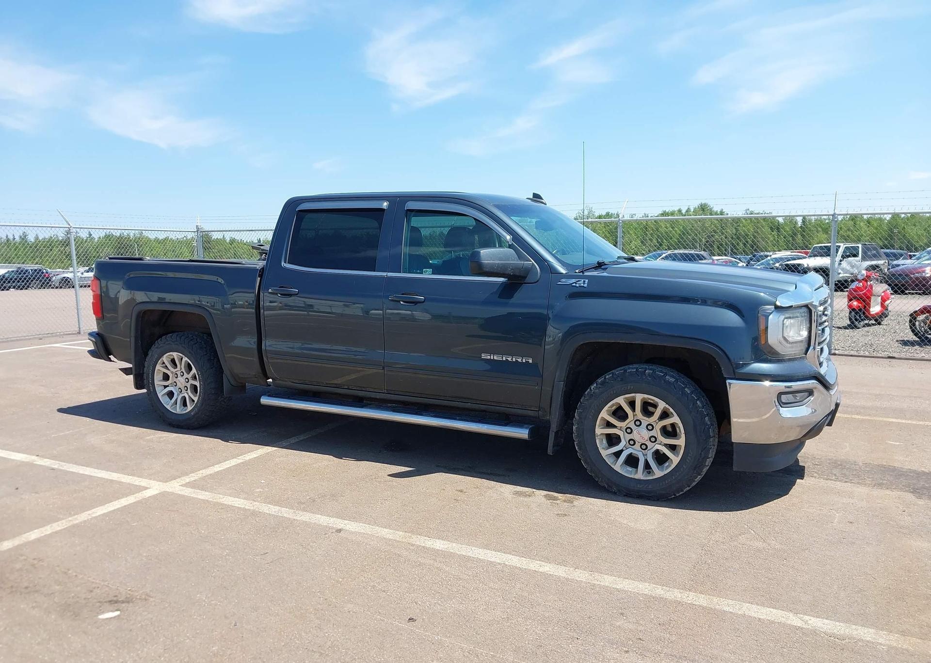 2017 GMC SIERRA K1500 SLE