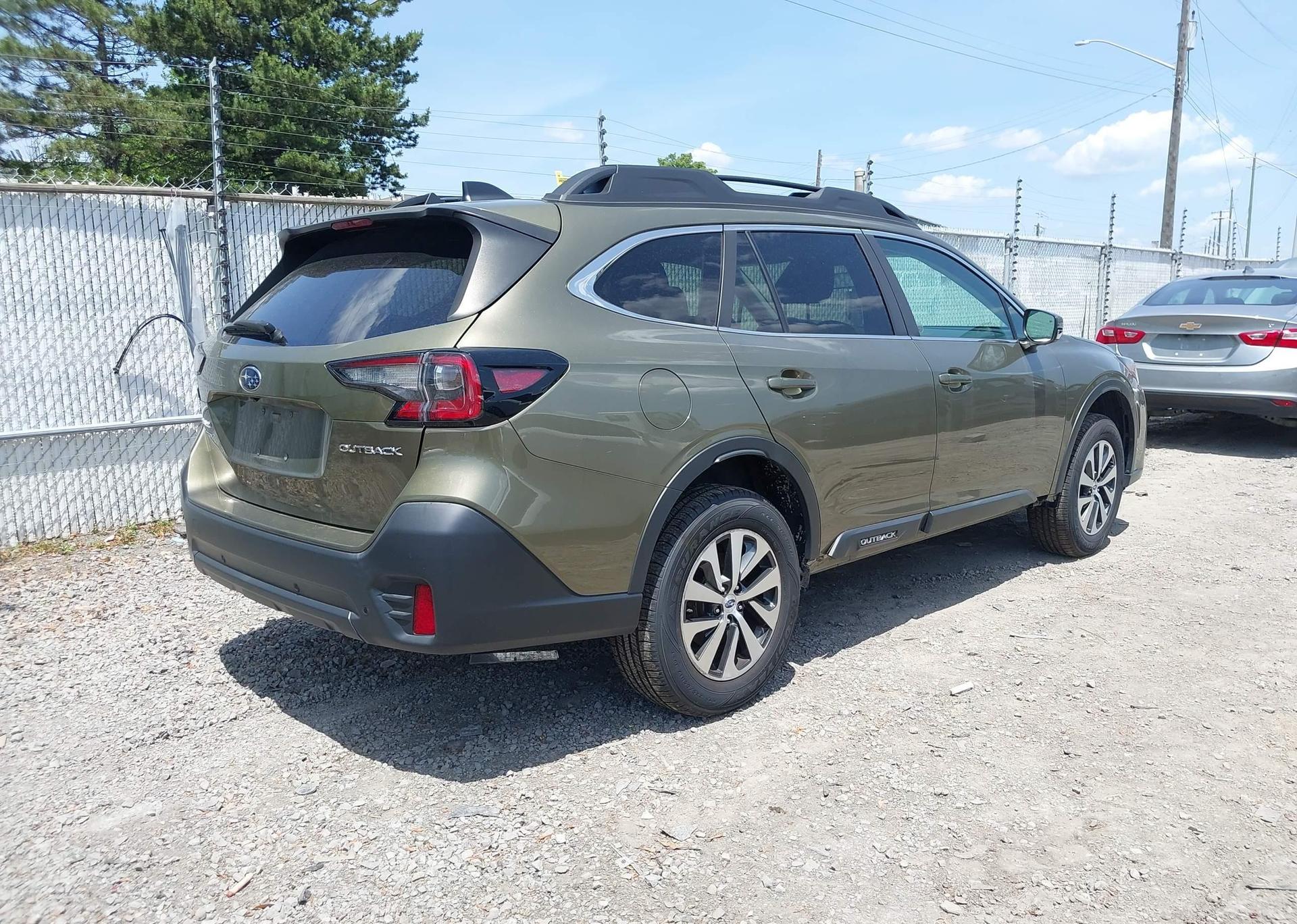 2022 SUBARU OUTBACK TOURING