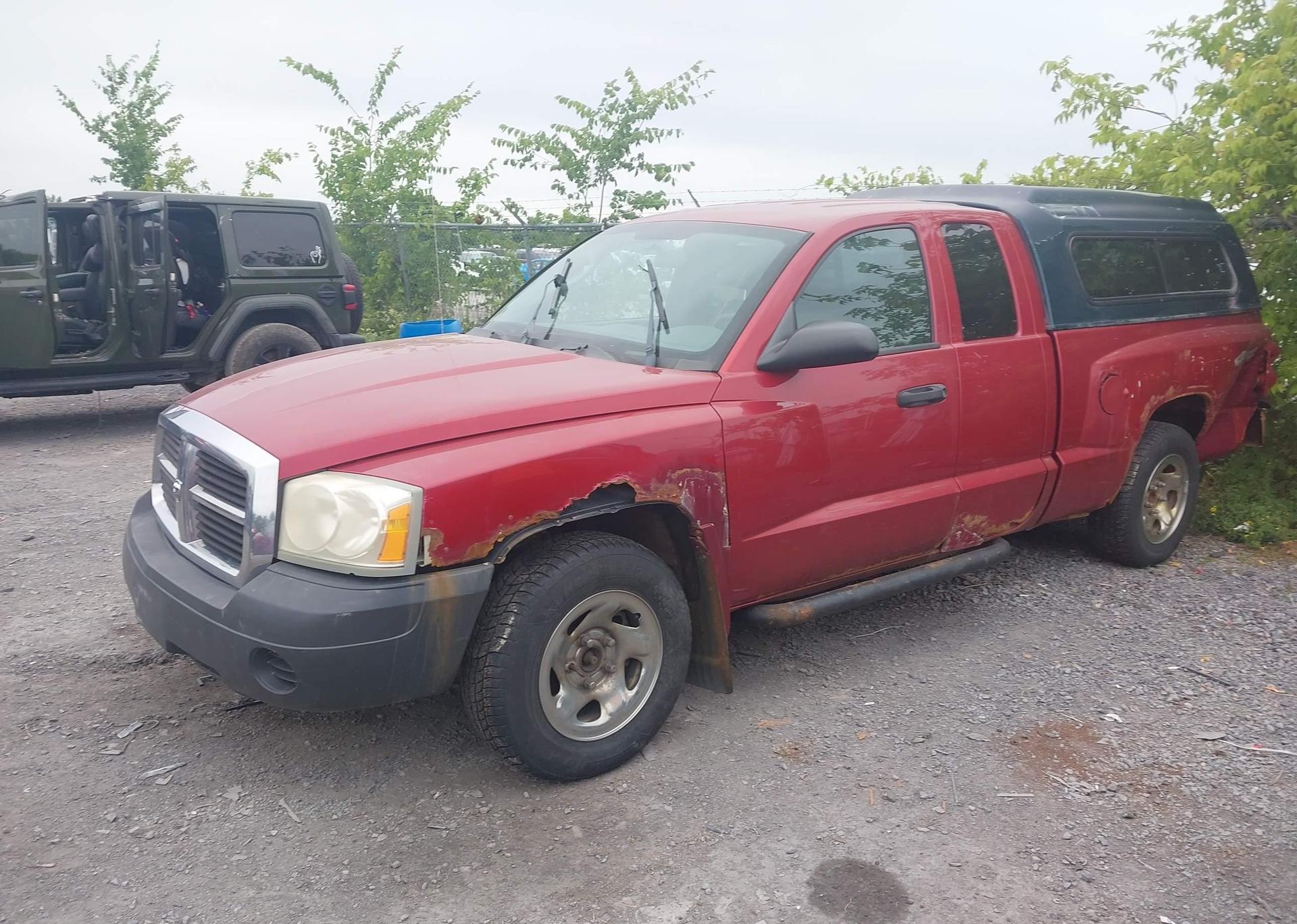 2006 DODGE DAKOTA ST