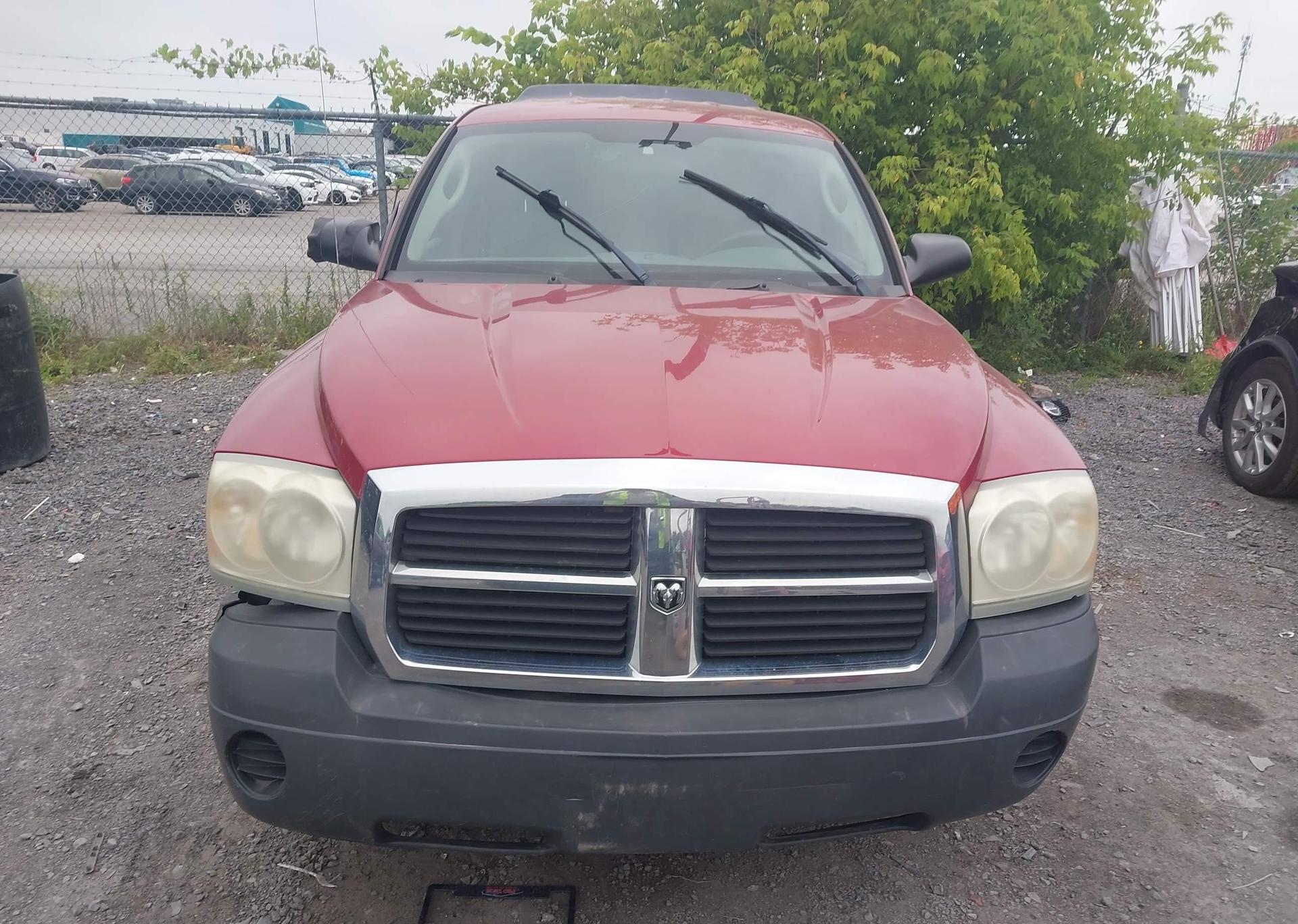 2006 DODGE DAKOTA ST