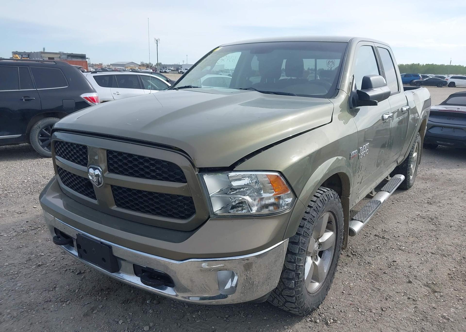 2013 RAM 1500 SLT