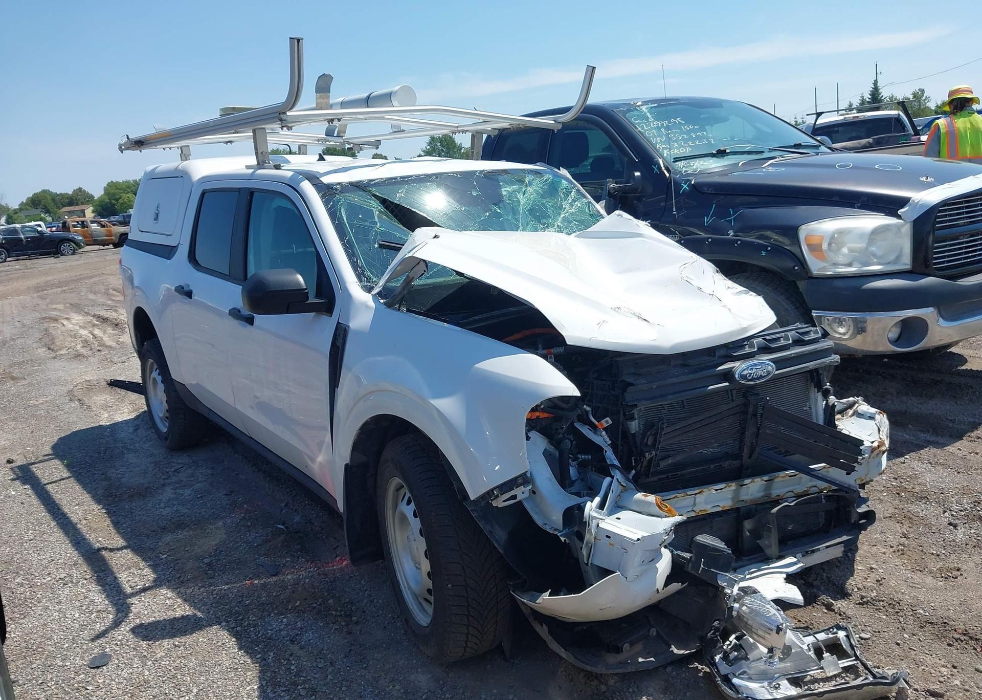 2023 FORD MAVERICK XL