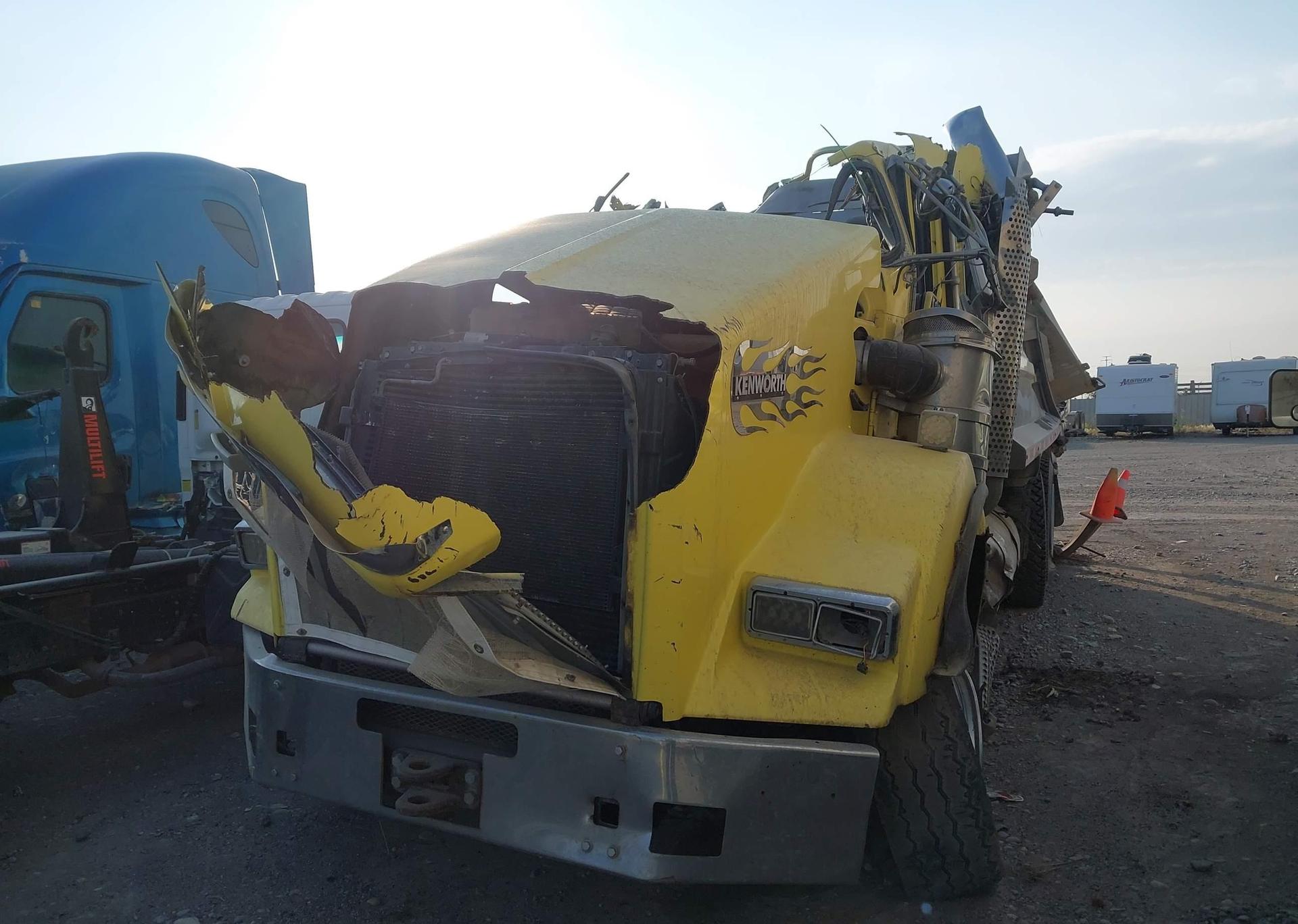2012 KENWORTH CONSTRUCTION T800