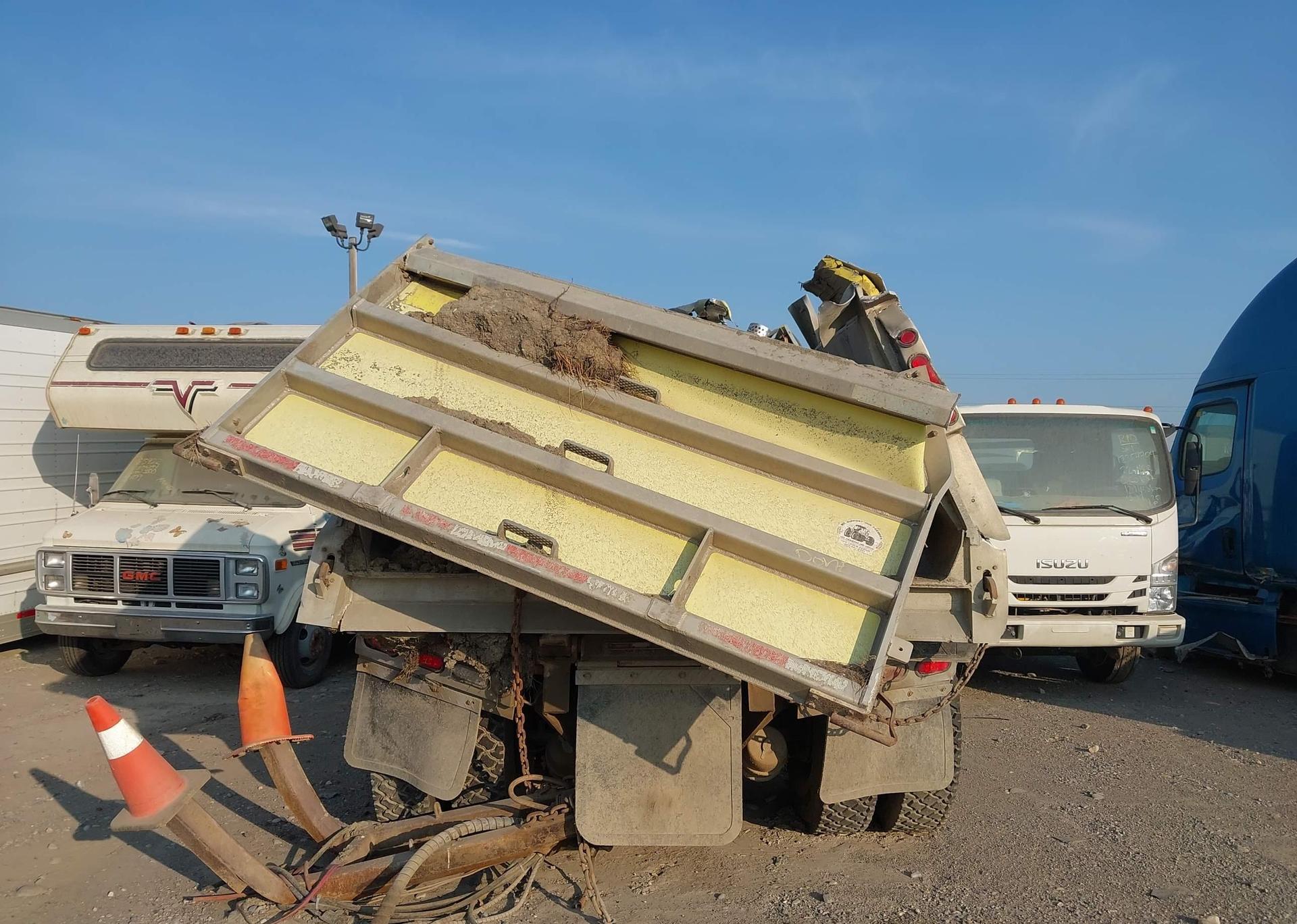 2012 KENWORTH CONSTRUCTION T800