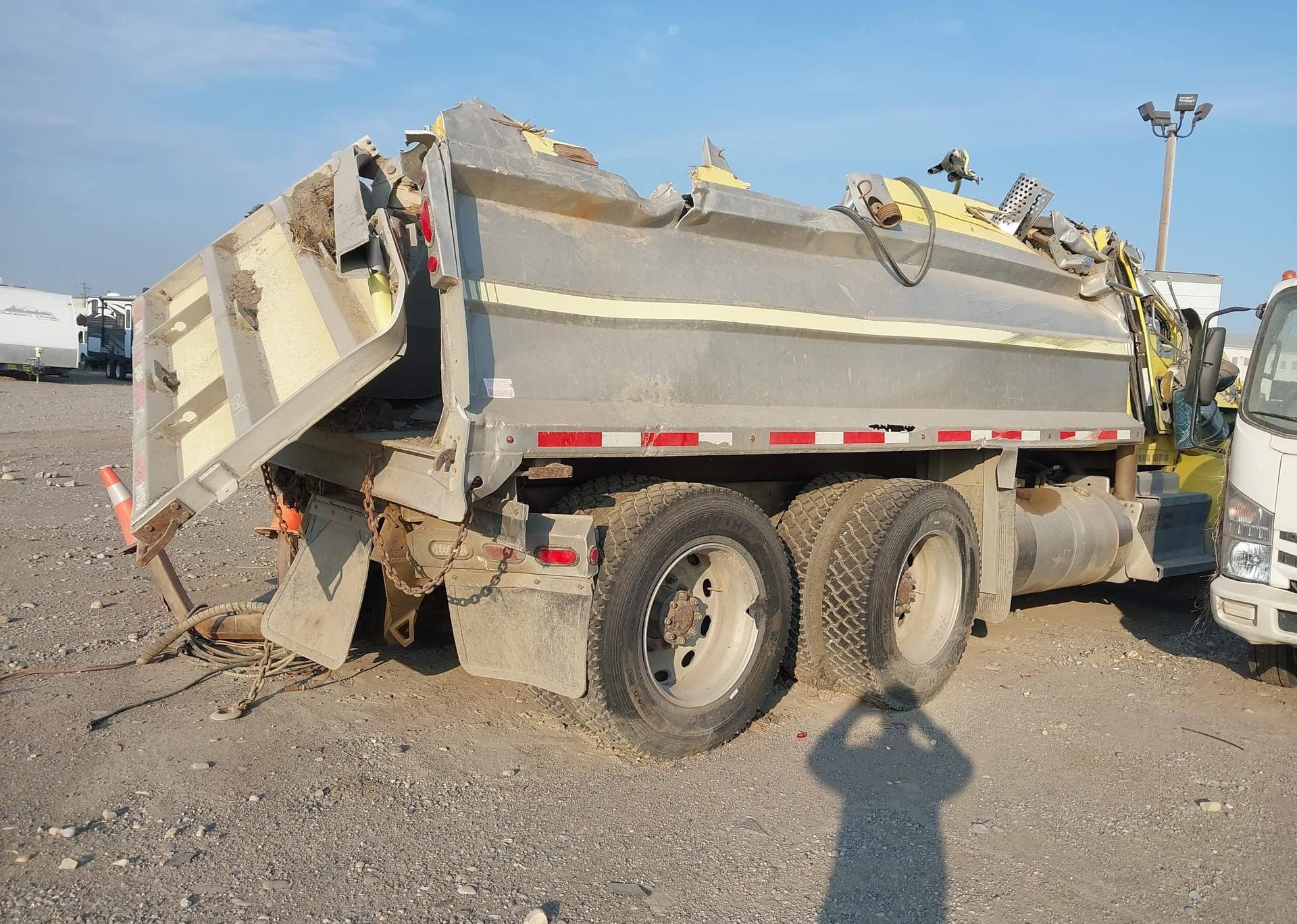 2012 KENWORTH CONSTRUCTION T800