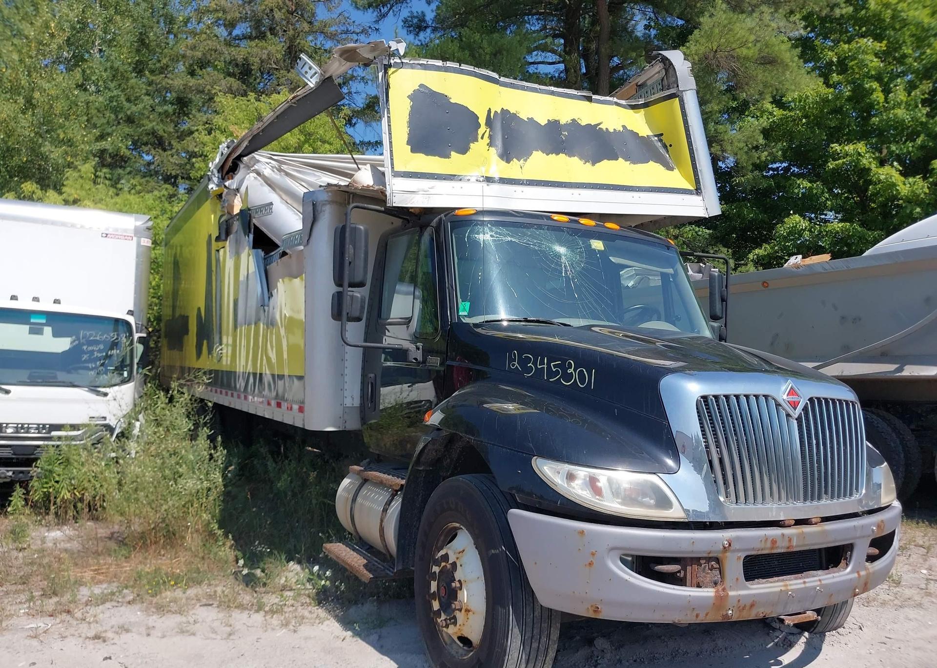 2016 INTERNATIONAL 4300