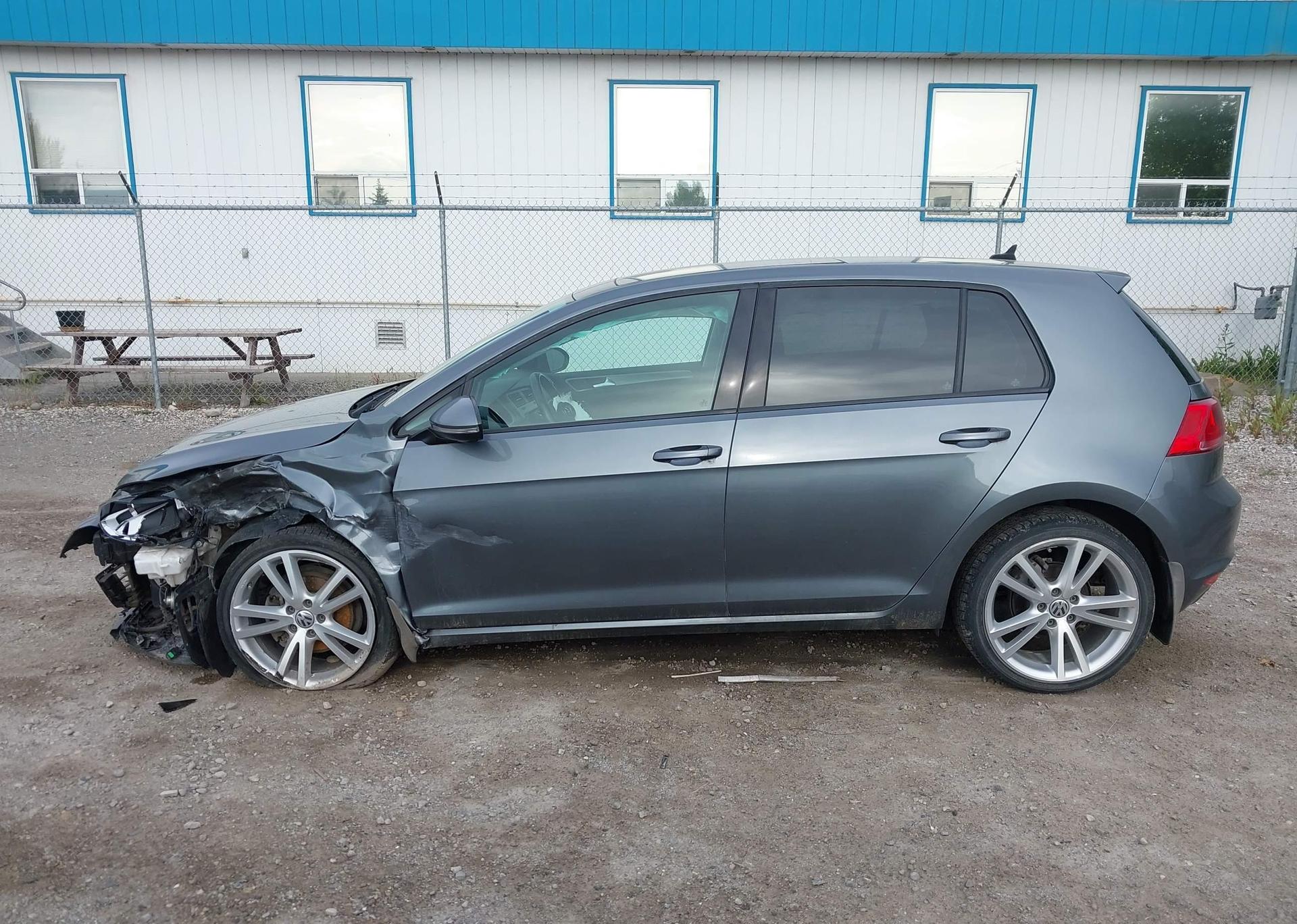 2015 VOLKSWAGEN GOLF TDI