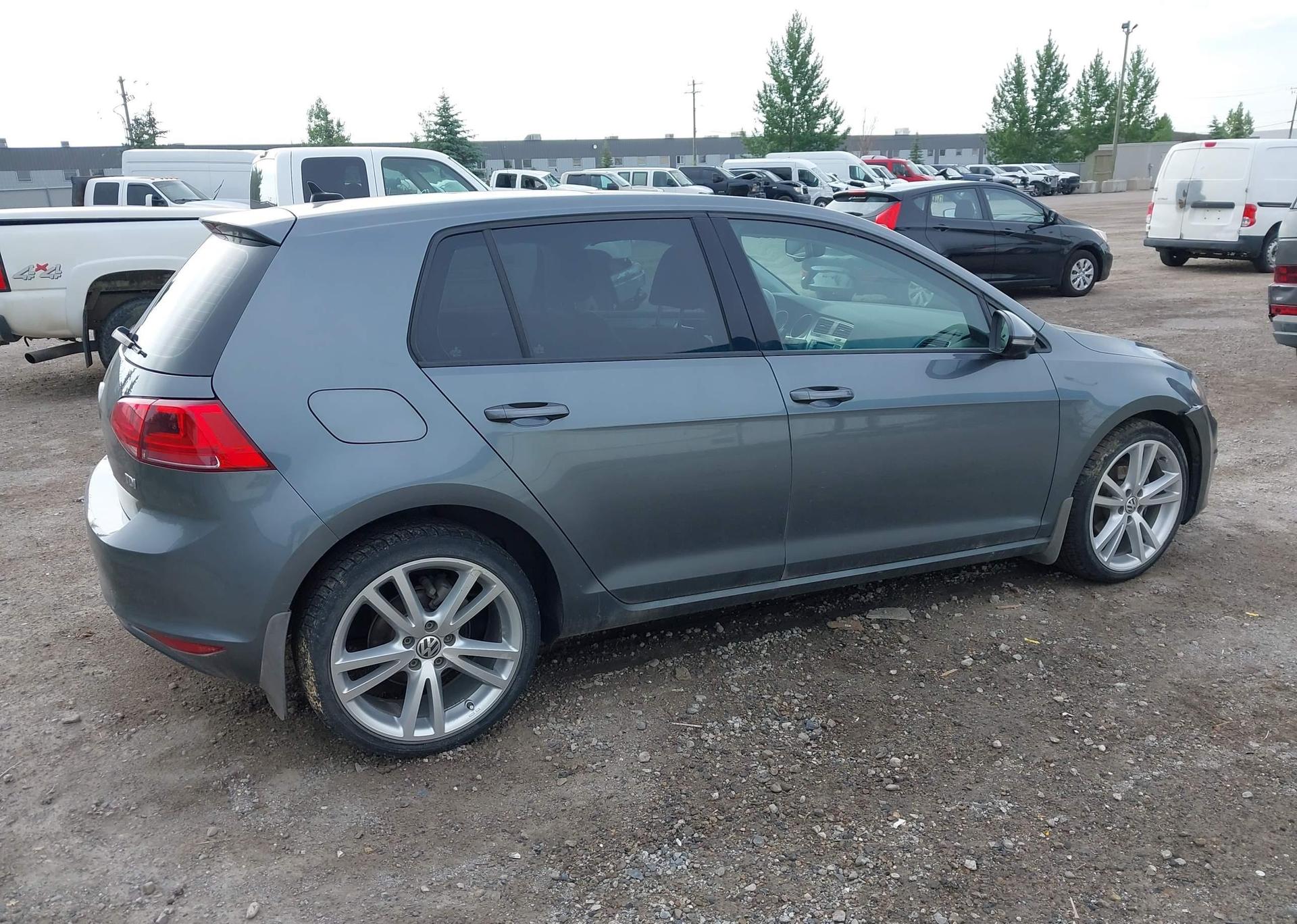 2015 VOLKSWAGEN GOLF TDI