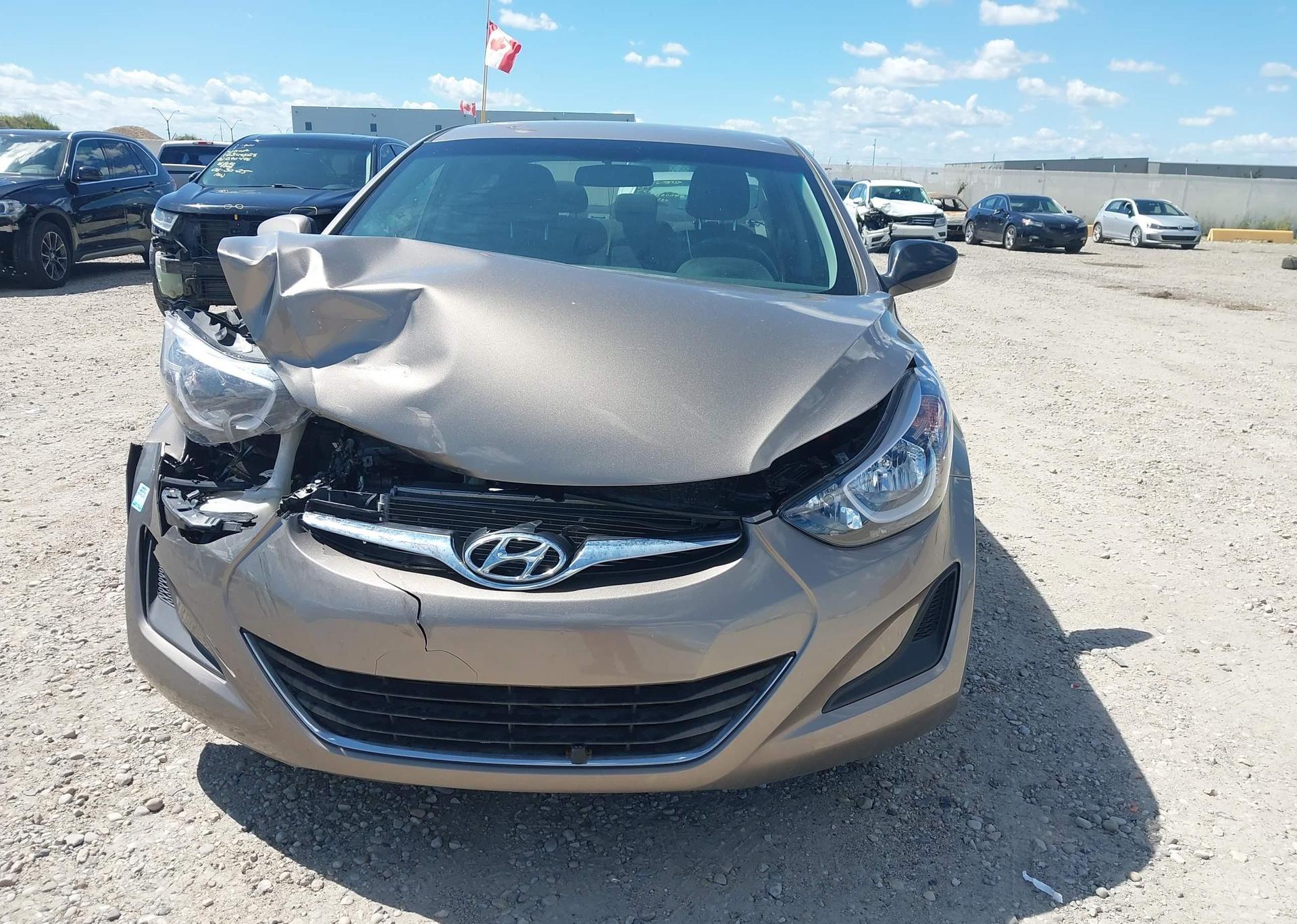2016 HYUNDAI ELANTRA SE
