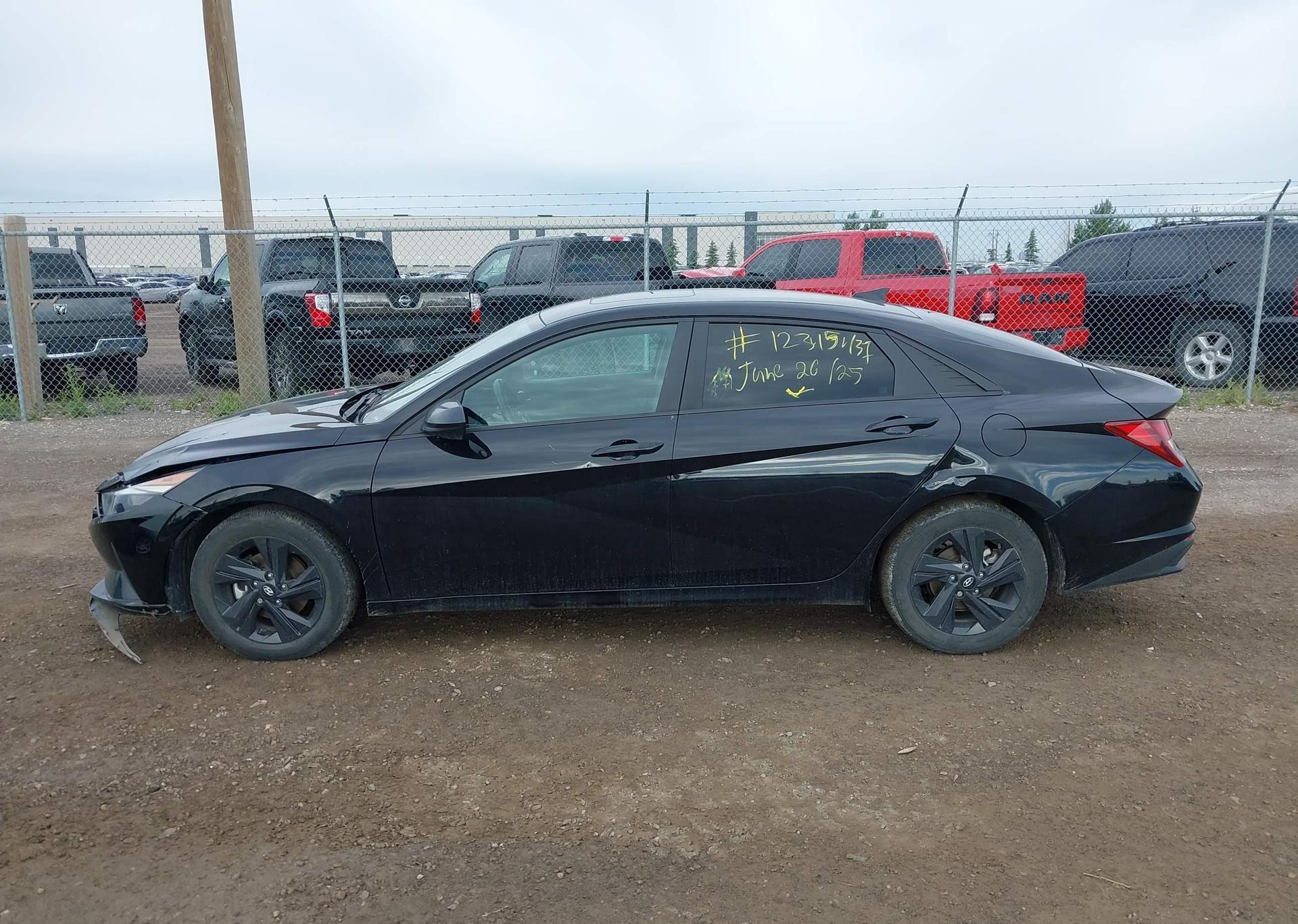 2022 HYUNDAI ELANTRA SEL