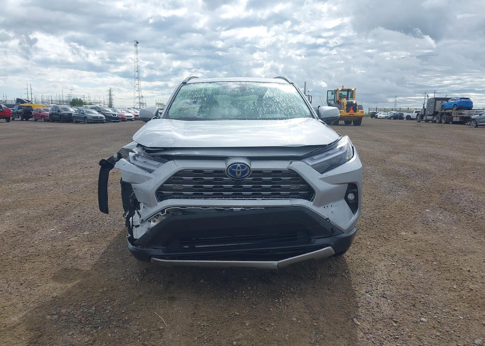 2024 TOYOTA RAV4 LIMITED