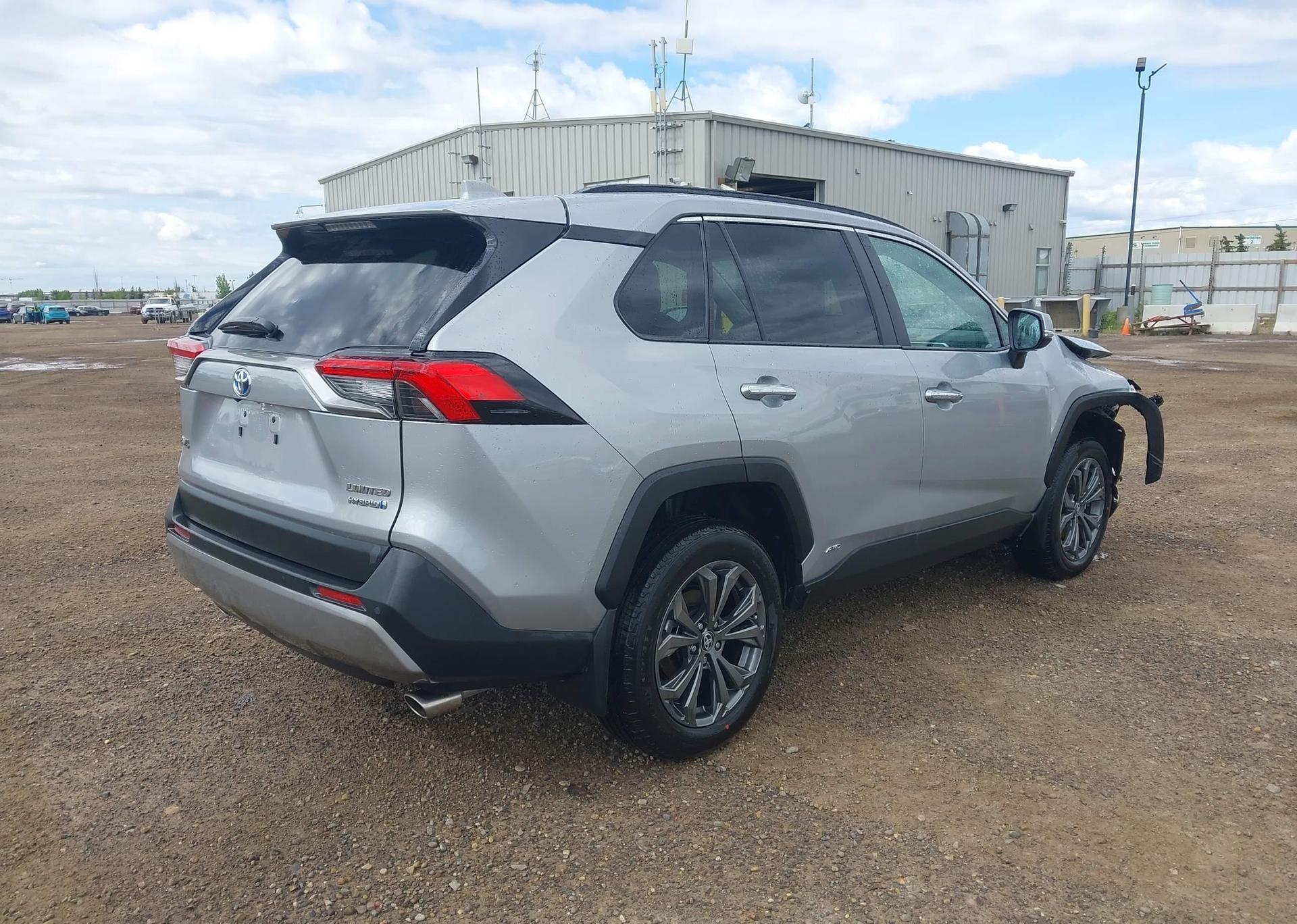2024 TOYOTA RAV4 LIMITED