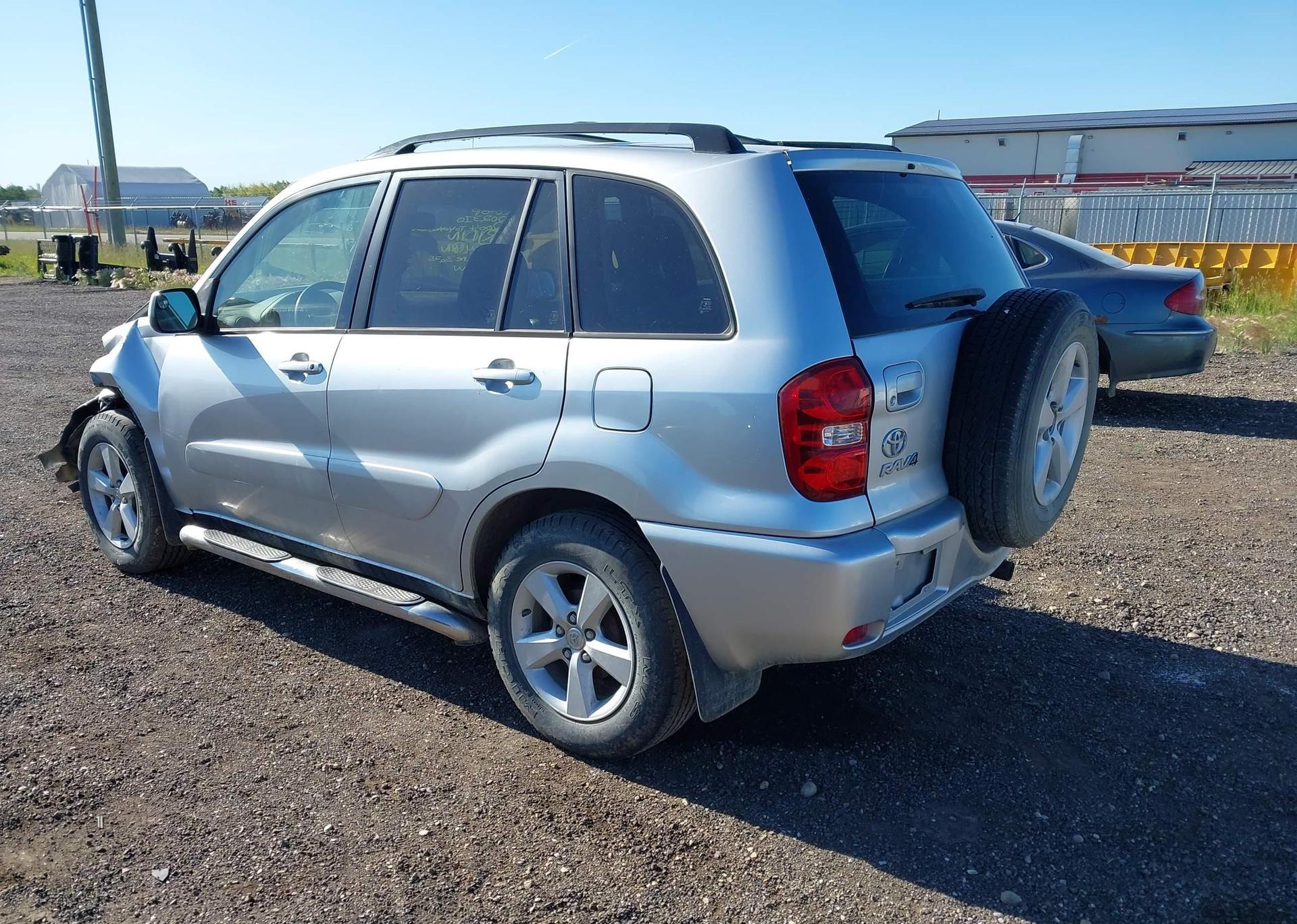 2004 TOYOTA RAV4