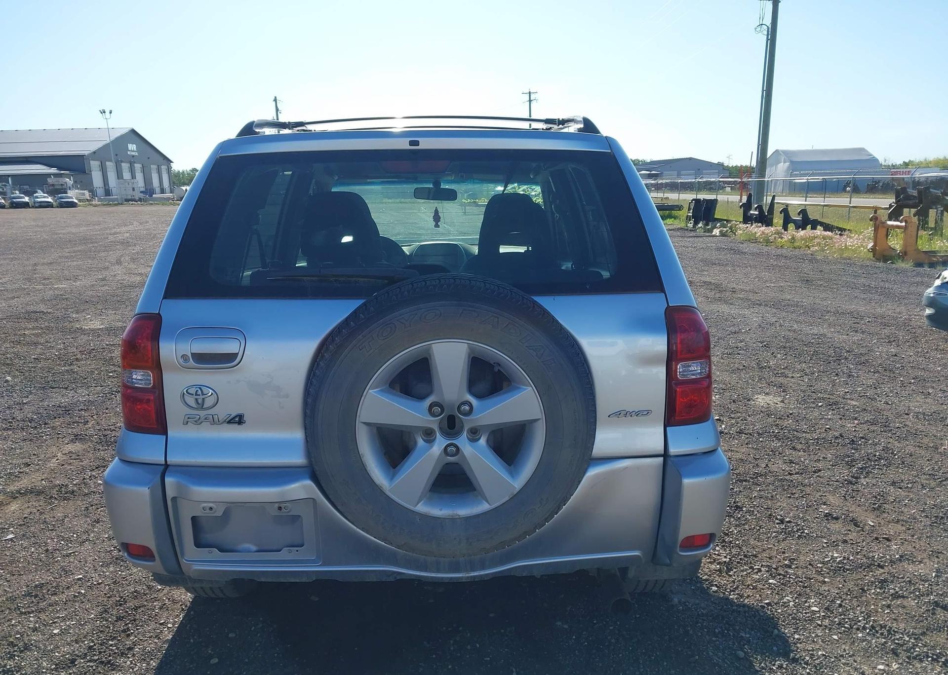 2004 TOYOTA RAV4