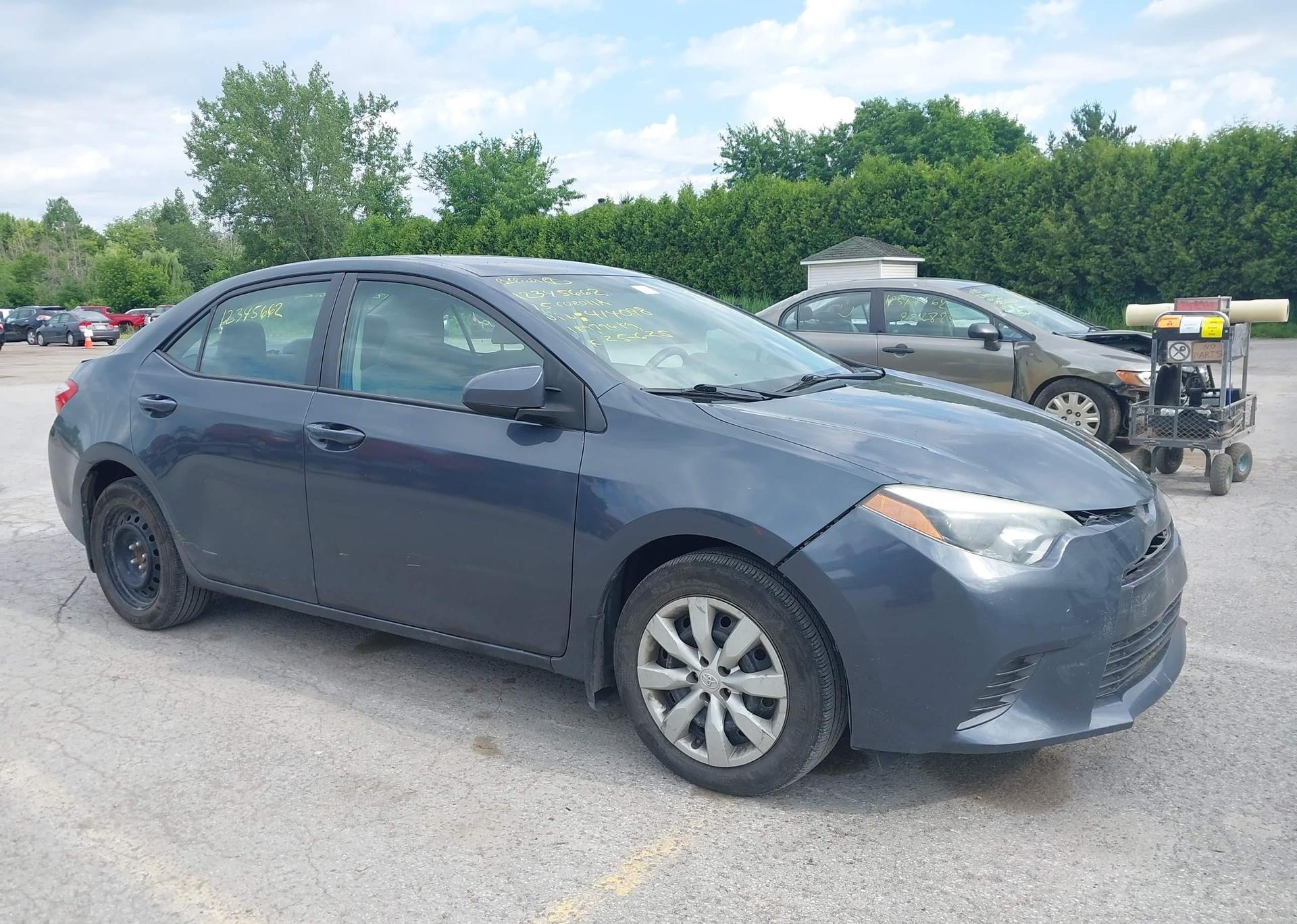 2015 TOYOTA COROLLA