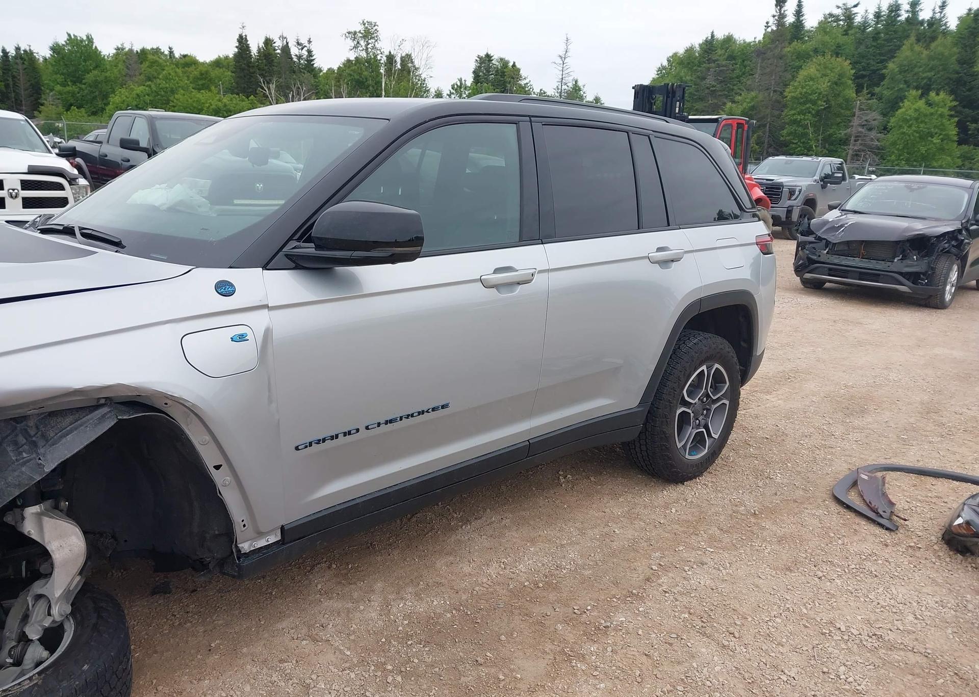 2022 JEEP GRAND CHEROKEE 4XE TRAILHAWK