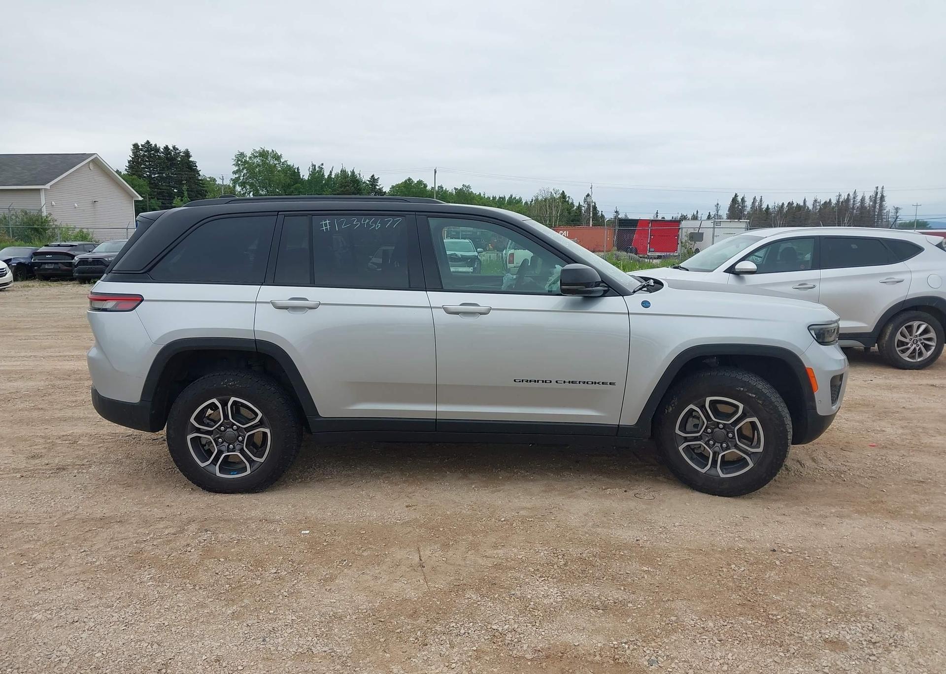 2022 JEEP GRAND CHEROKEE 4XE TRAILHAWK