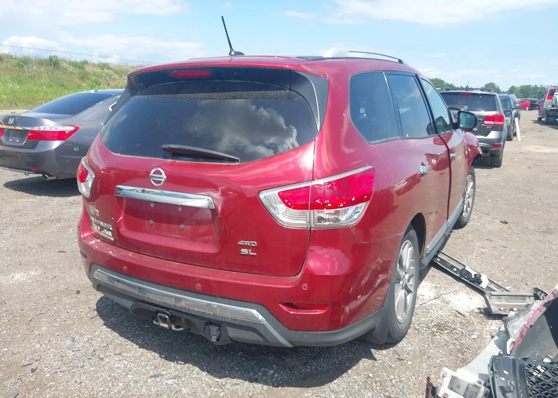 2016 NISSAN PATHFINDER S