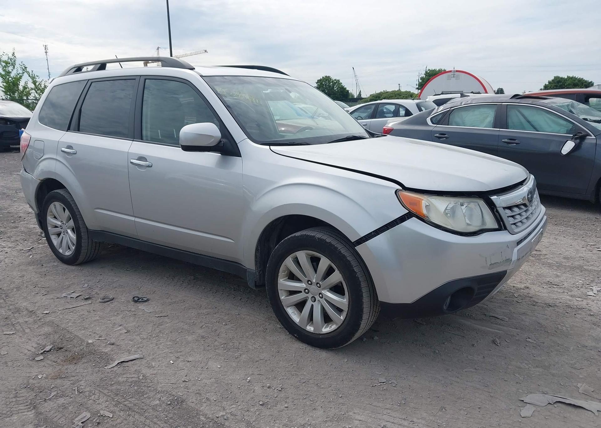 2011 SUBARU FORESTER LIMITED