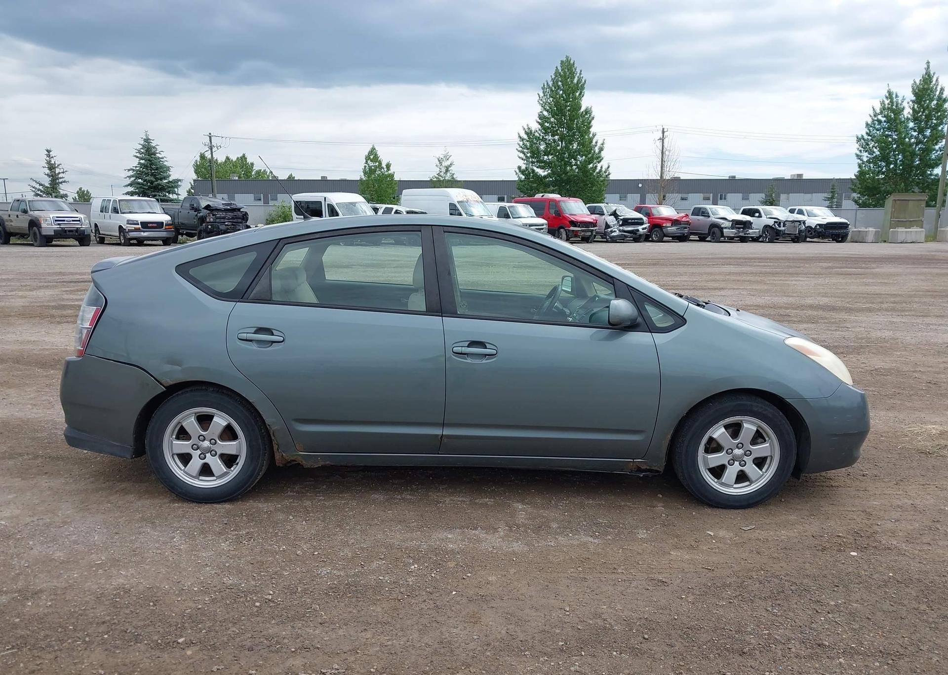2004 TOYOTA PRIUS