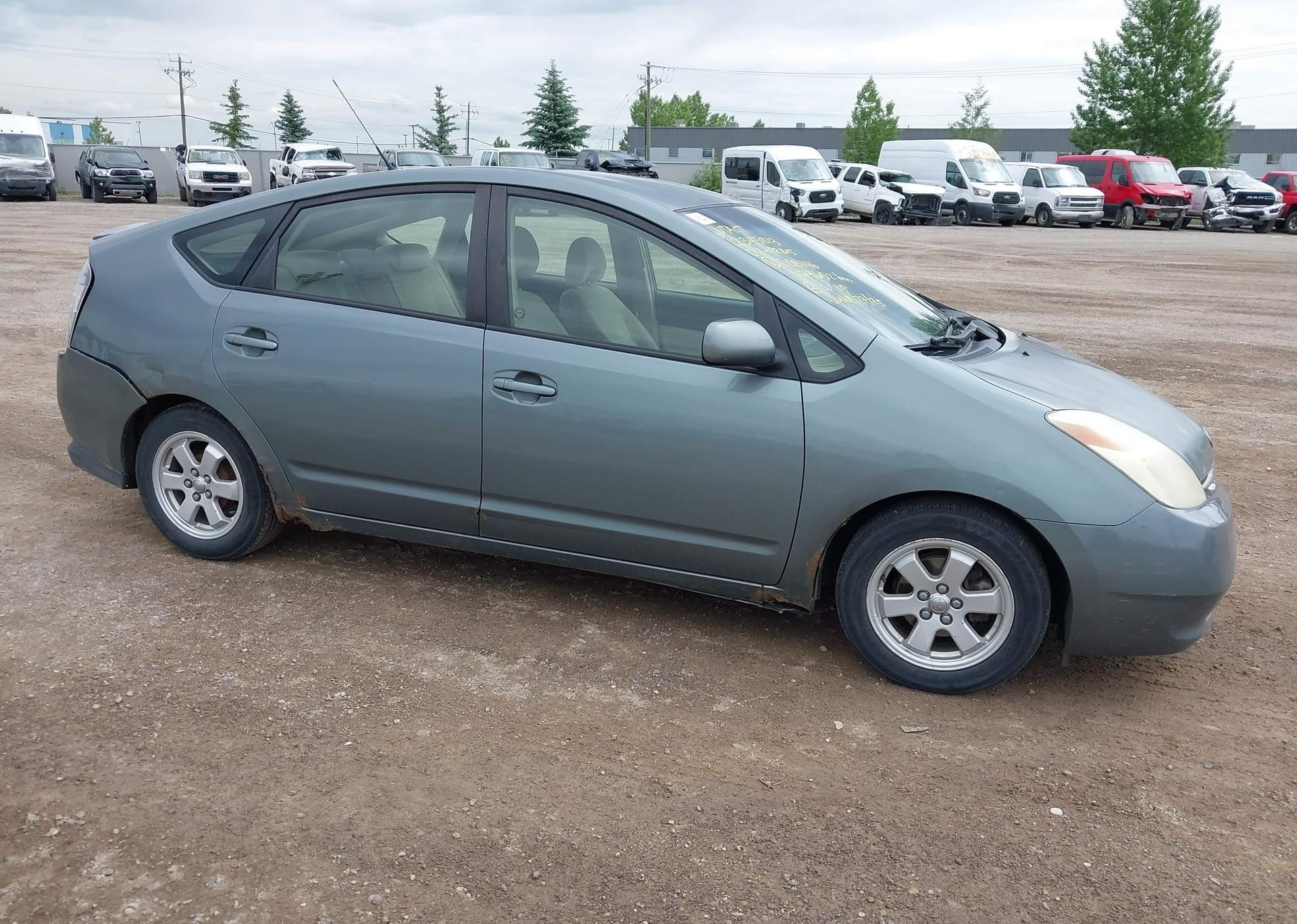 2004 TOYOTA PRIUS