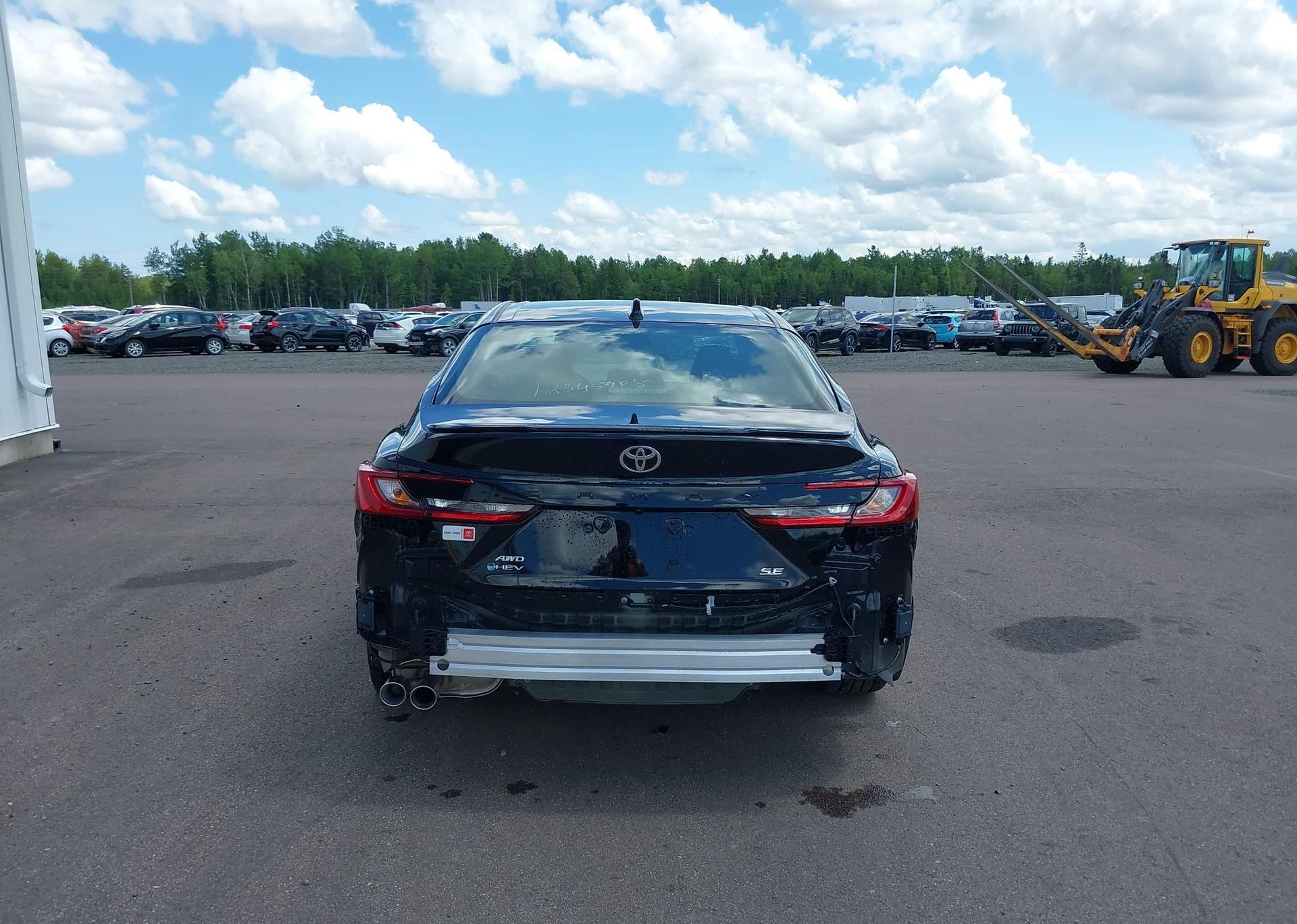 2025 TOYOTA CAMRY XSE