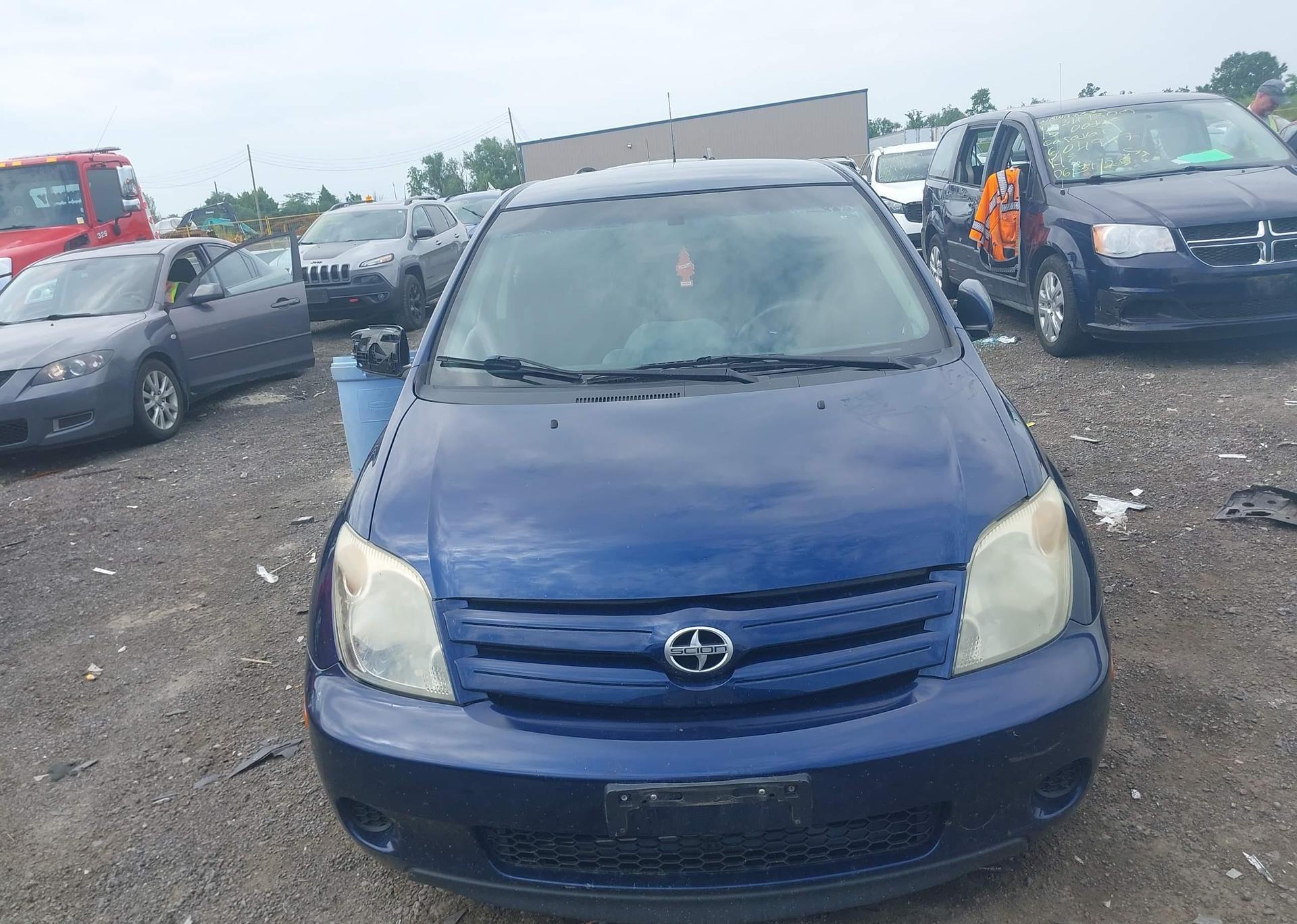 2005 SCION XA