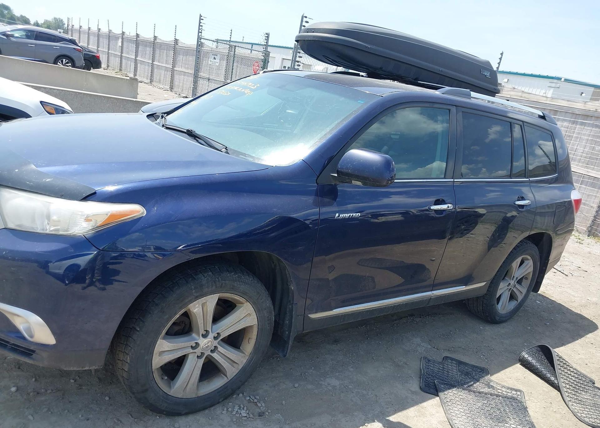 2012 TOYOTA HIGHLANDER V6 LIMITED
