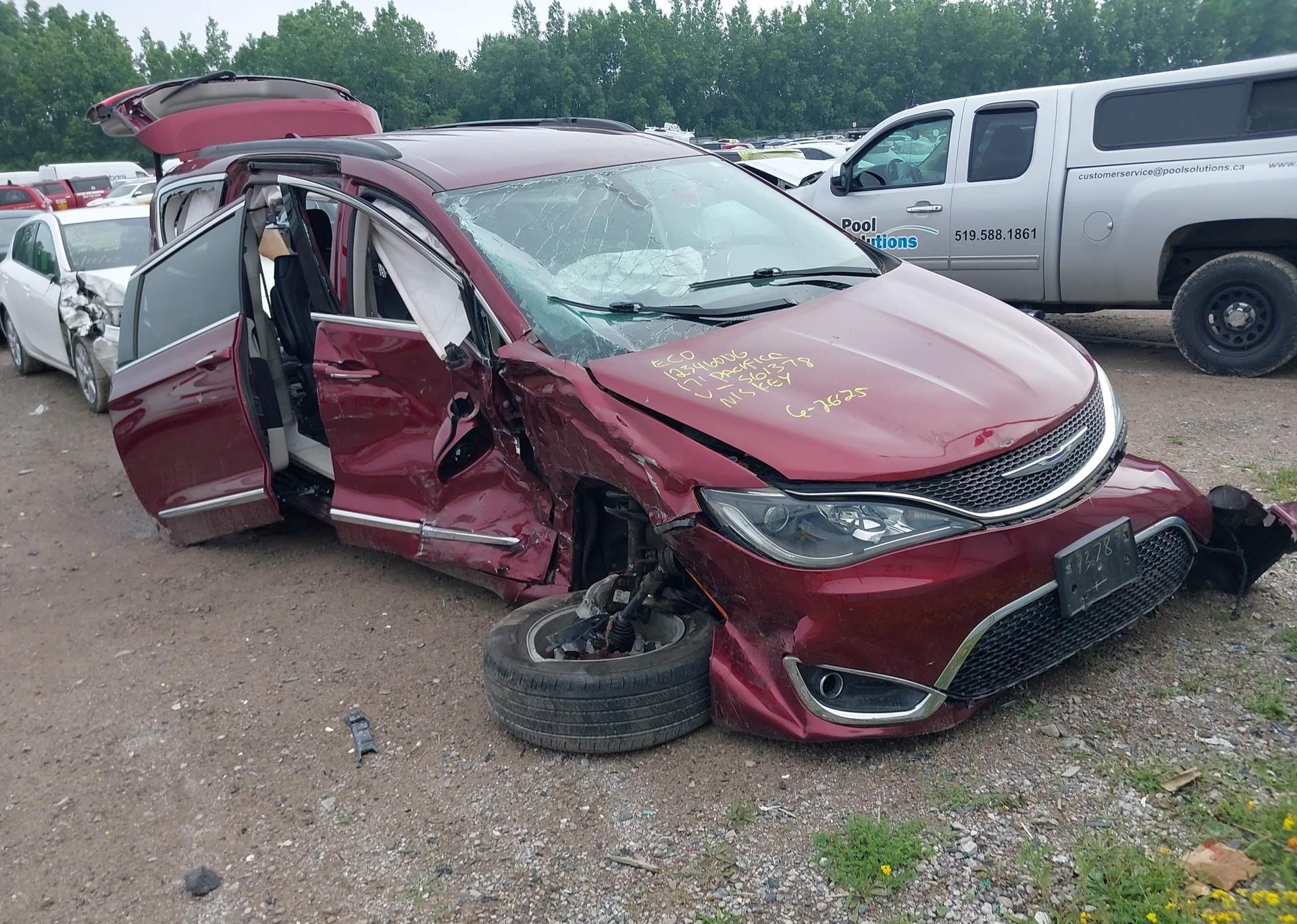 2017 CHRYSLER PACIFICA TOURING-L
