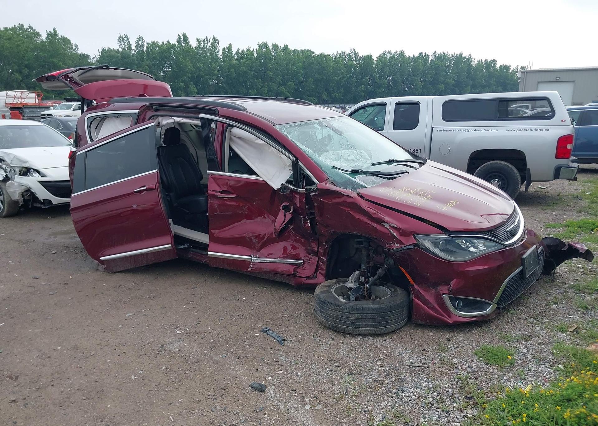 2017 CHRYSLER PACIFICA TOURING-L