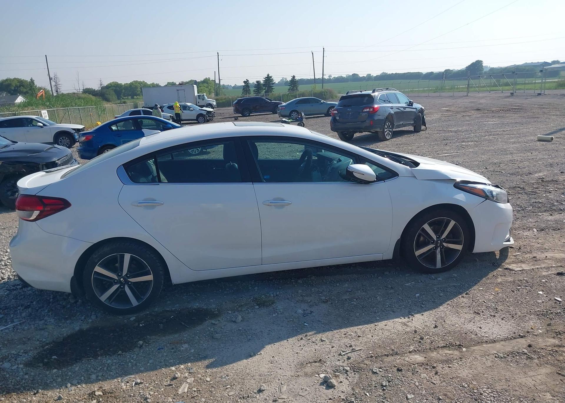 2017 KIA FORTE EX
