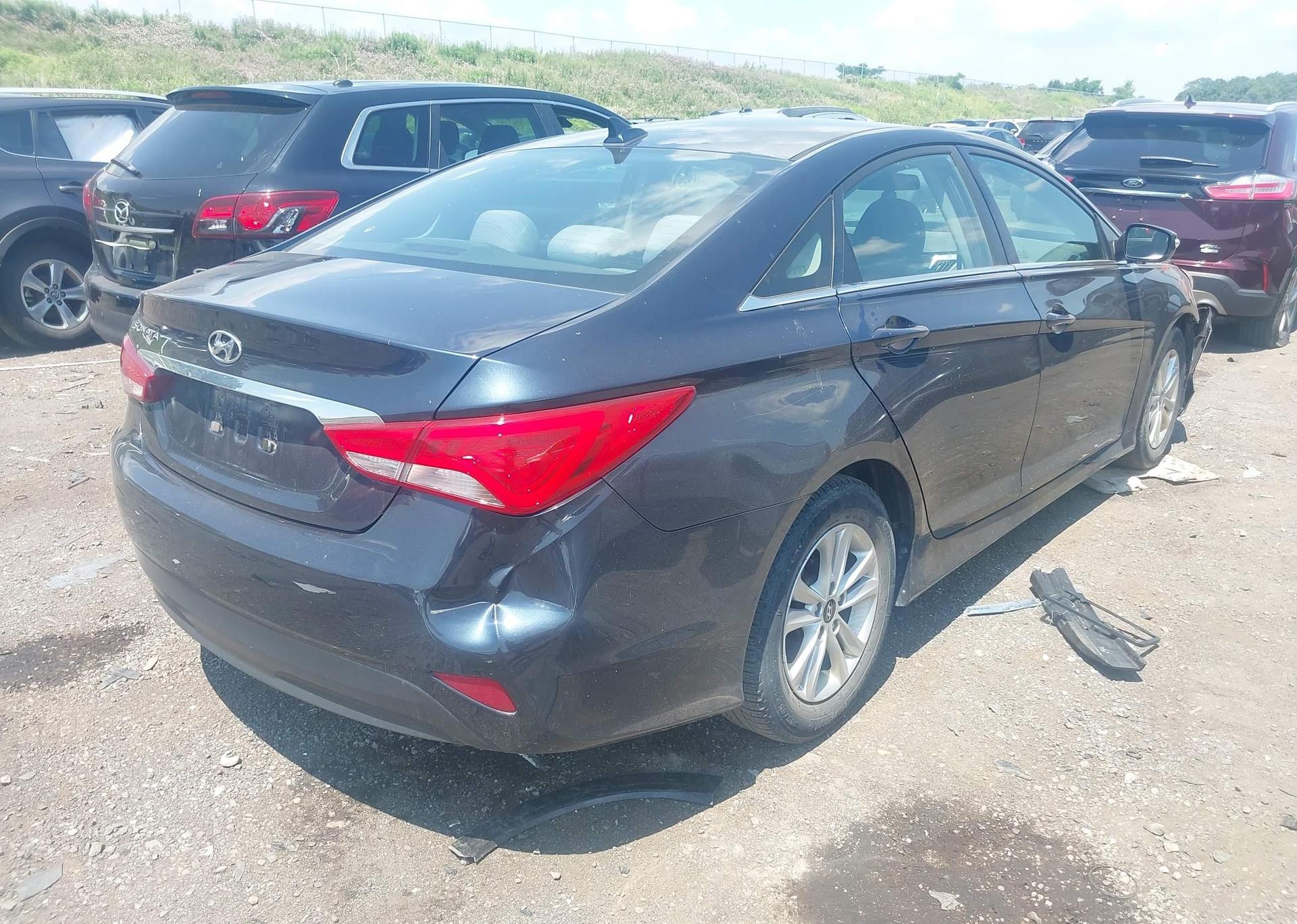 2014 HYUNDAI SONATA GLS