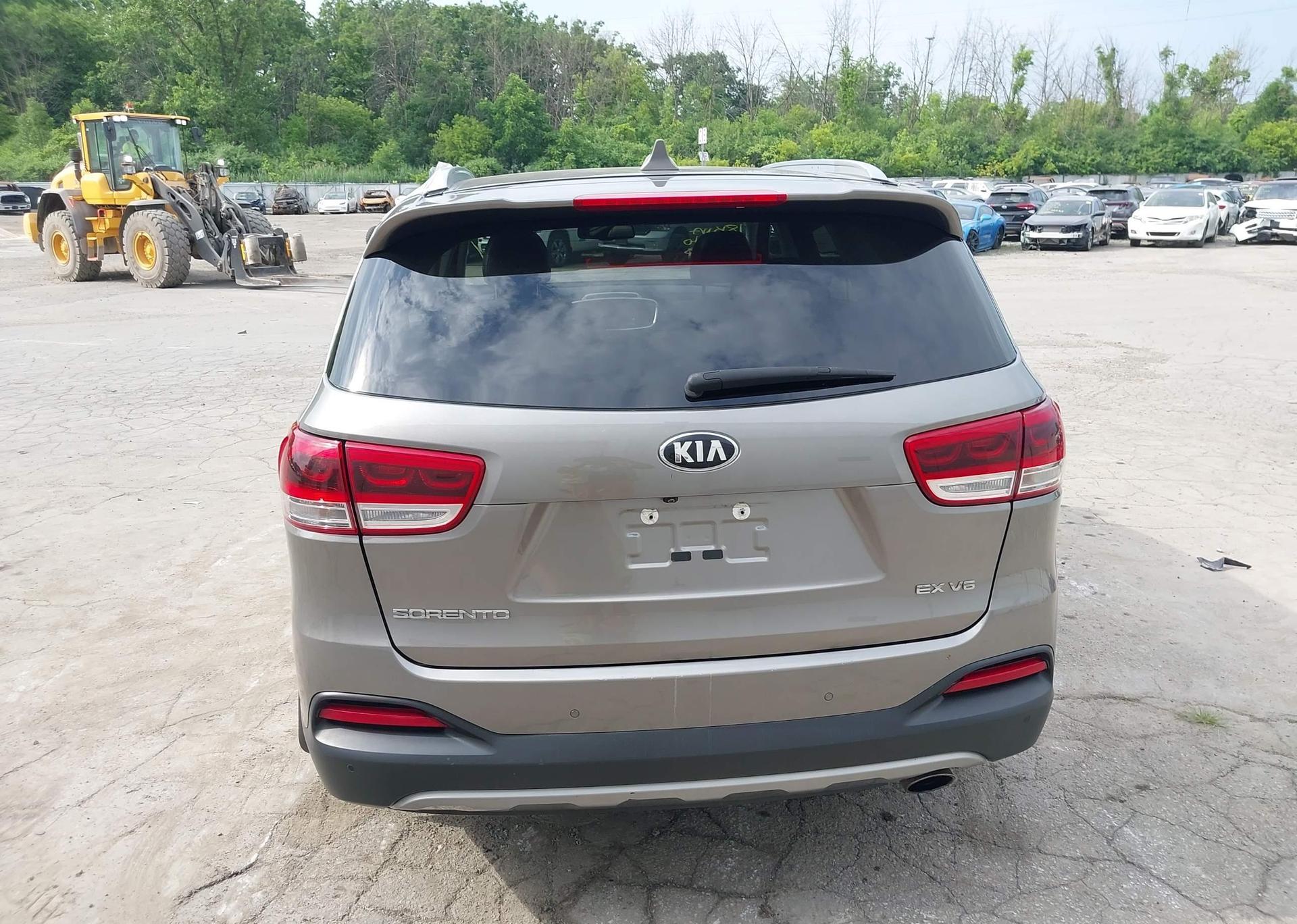 2018 KIA SORENTO EX
