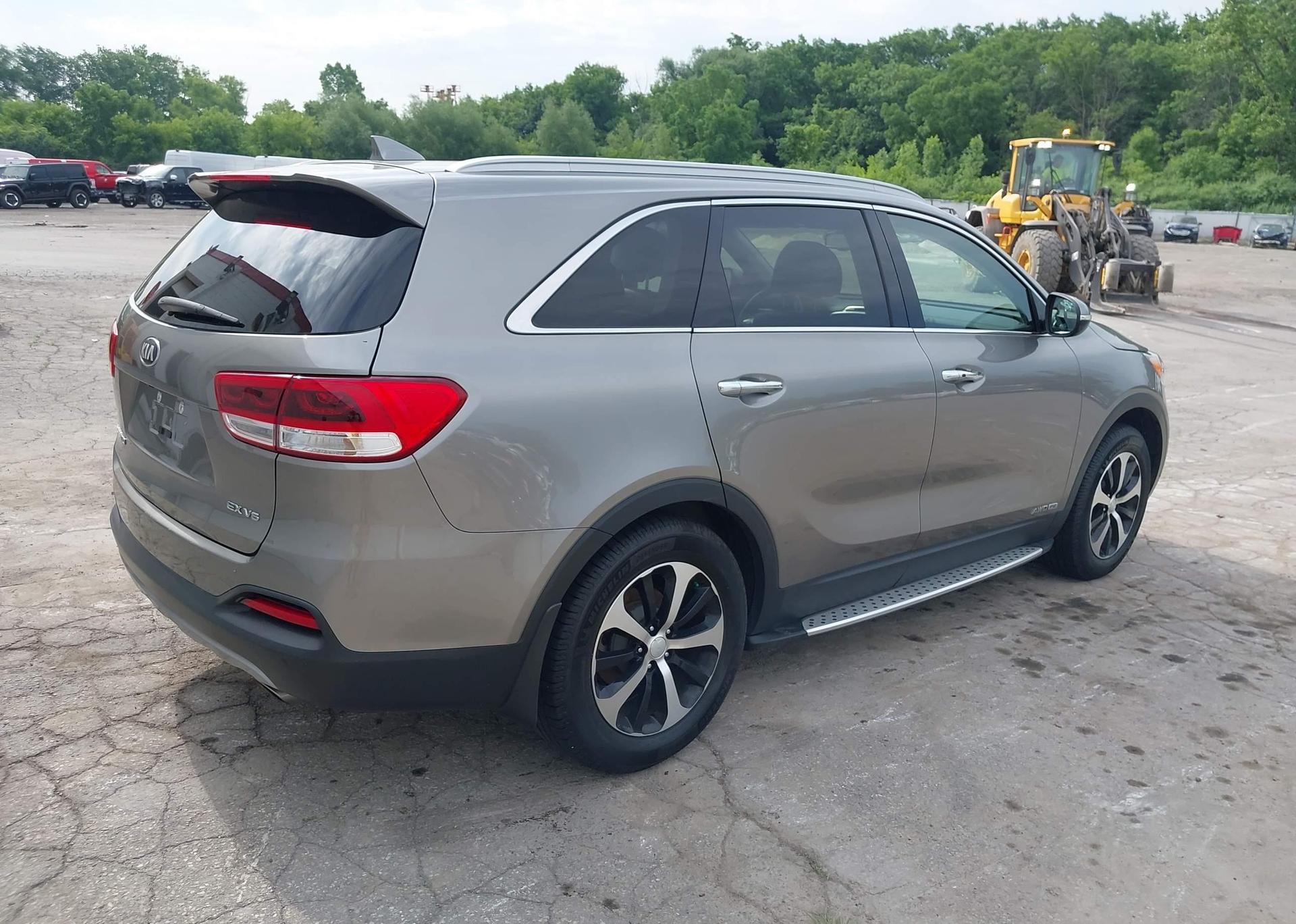 2018 KIA SORENTO EX