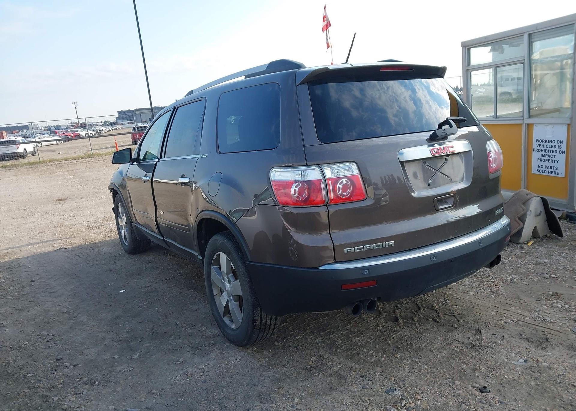 2012 GMC ACADIA SLT
