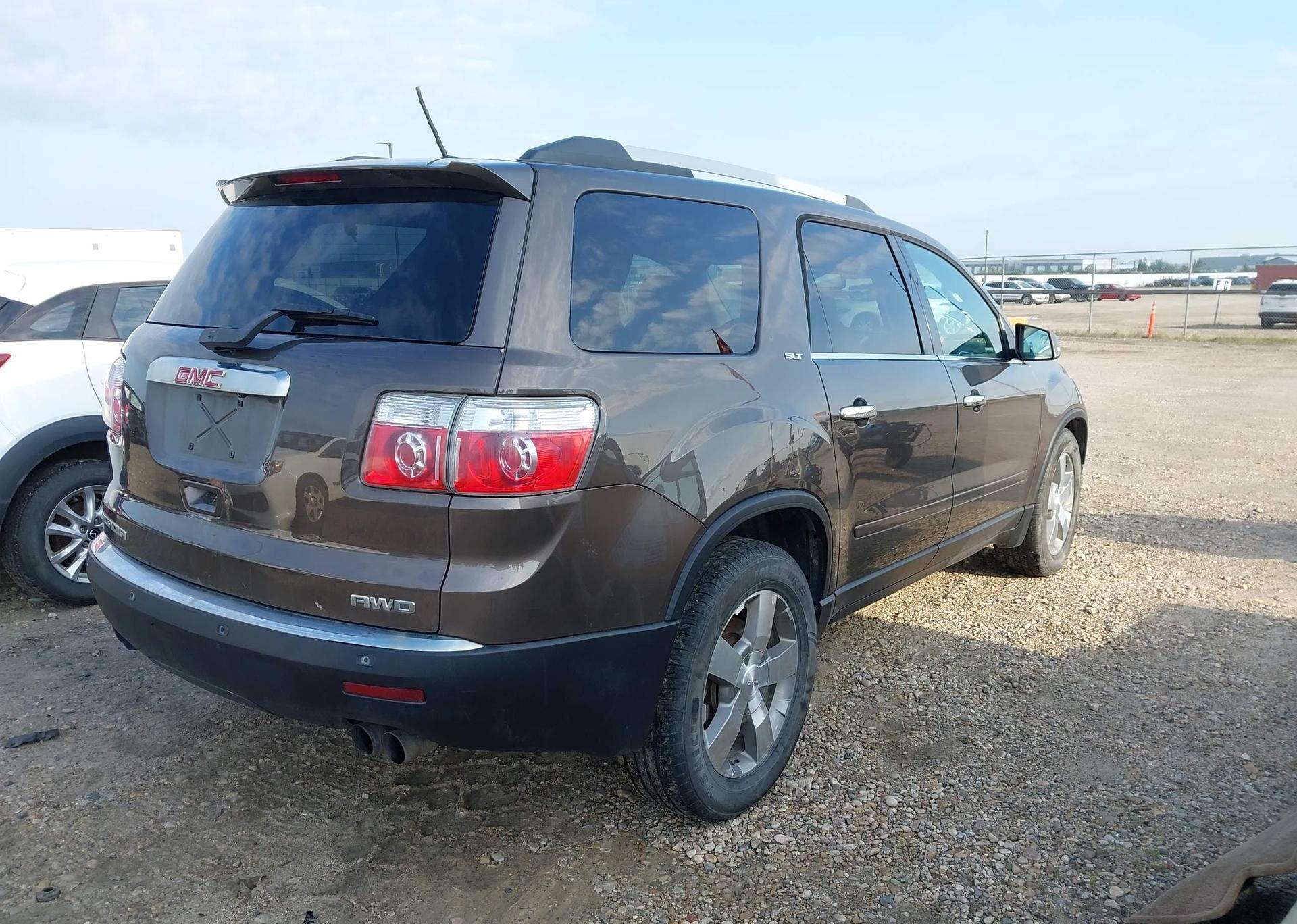 2012 GMC ACADIA SLT